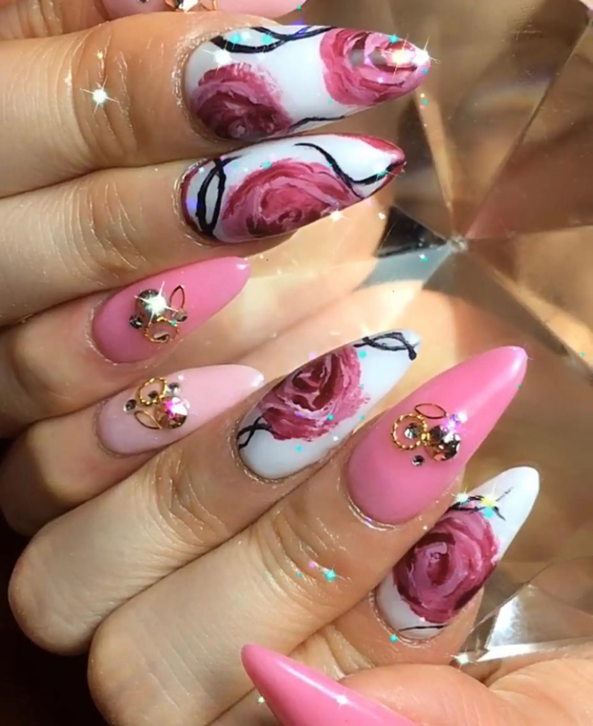 ネイル nailALBA 安蒜良彰のネイルデザイン