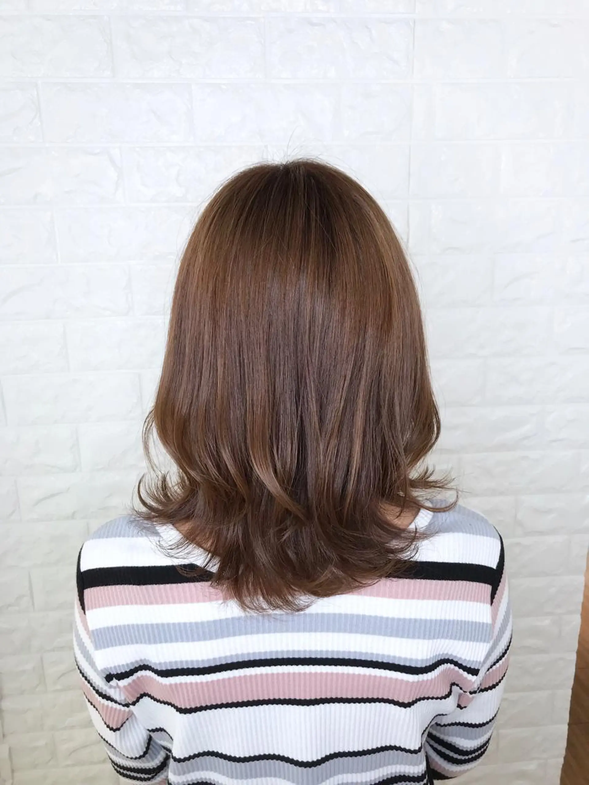 ミディアム カラー ベージュカラー 透明感カラー イルミナカラー カット ヘアカラー エイジングケア特化 美容師✂️山崎竜二のヘアスタイル