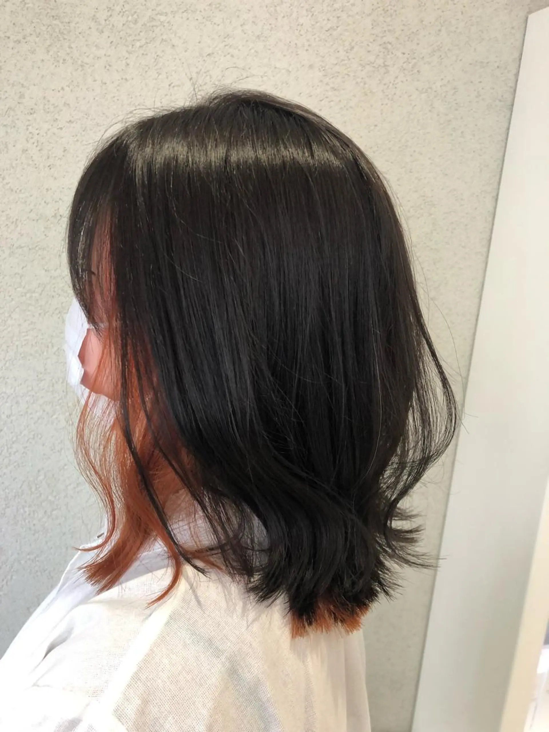 ショート カラー インナーカラー オレンジ カット ヘアカラー トリートメント 阿部 美咲のヘアスタイル