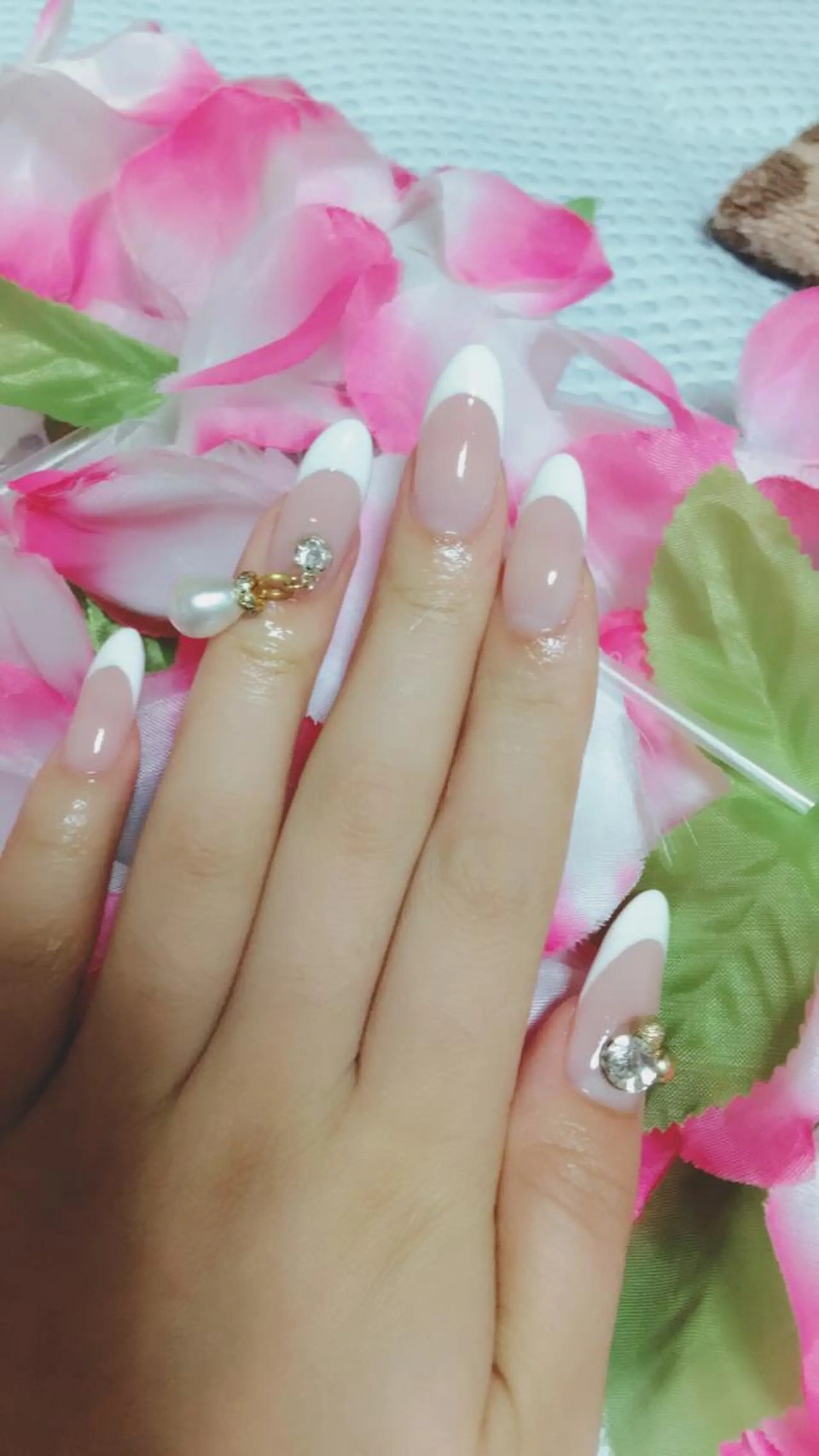 ネイル ハンドネイル 長さ出し専門 nynaのネイルデザイン