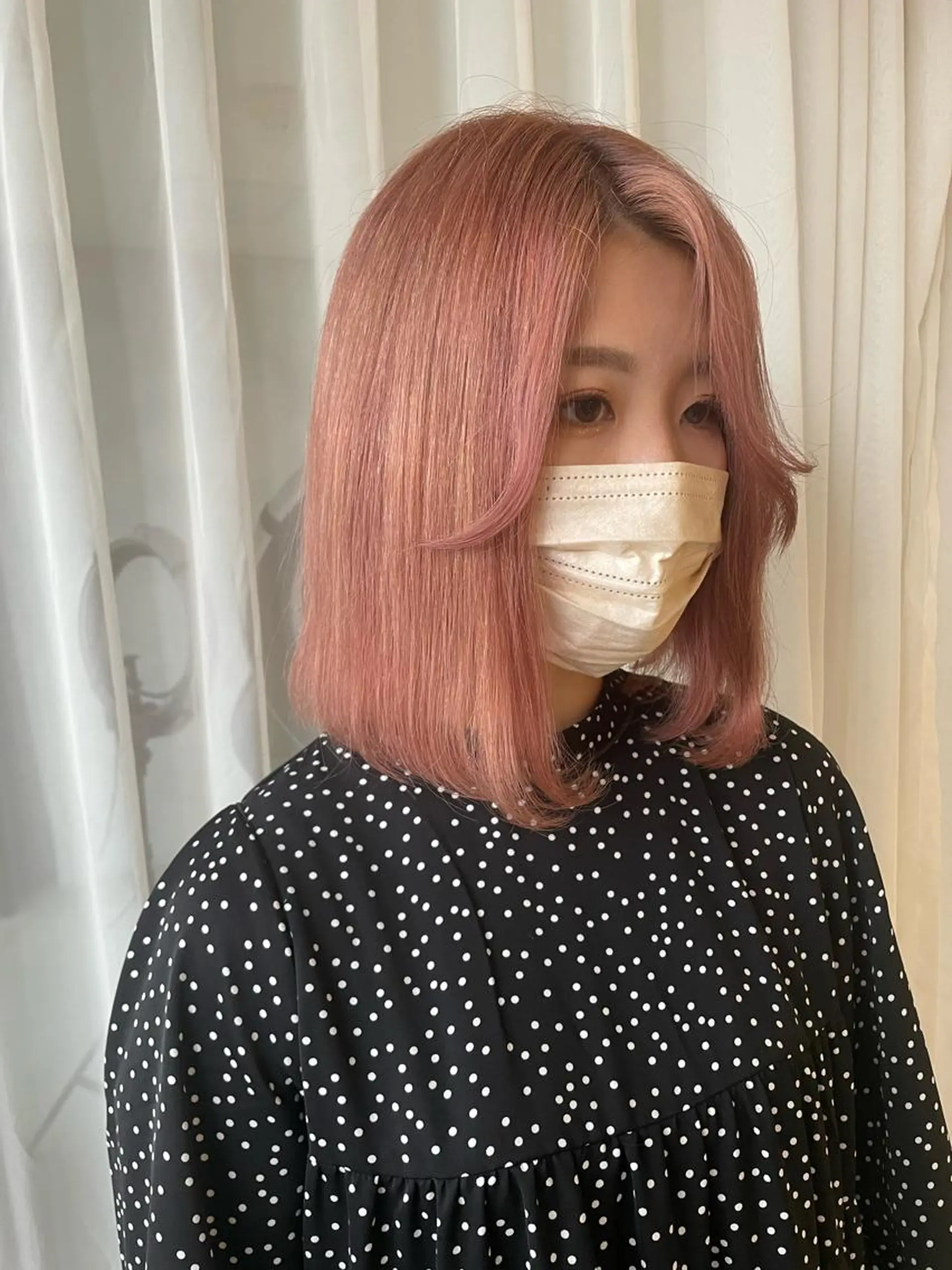 セミロング カラー 艶ハイトーン👑♡ NATSUKIのヘアスタイル