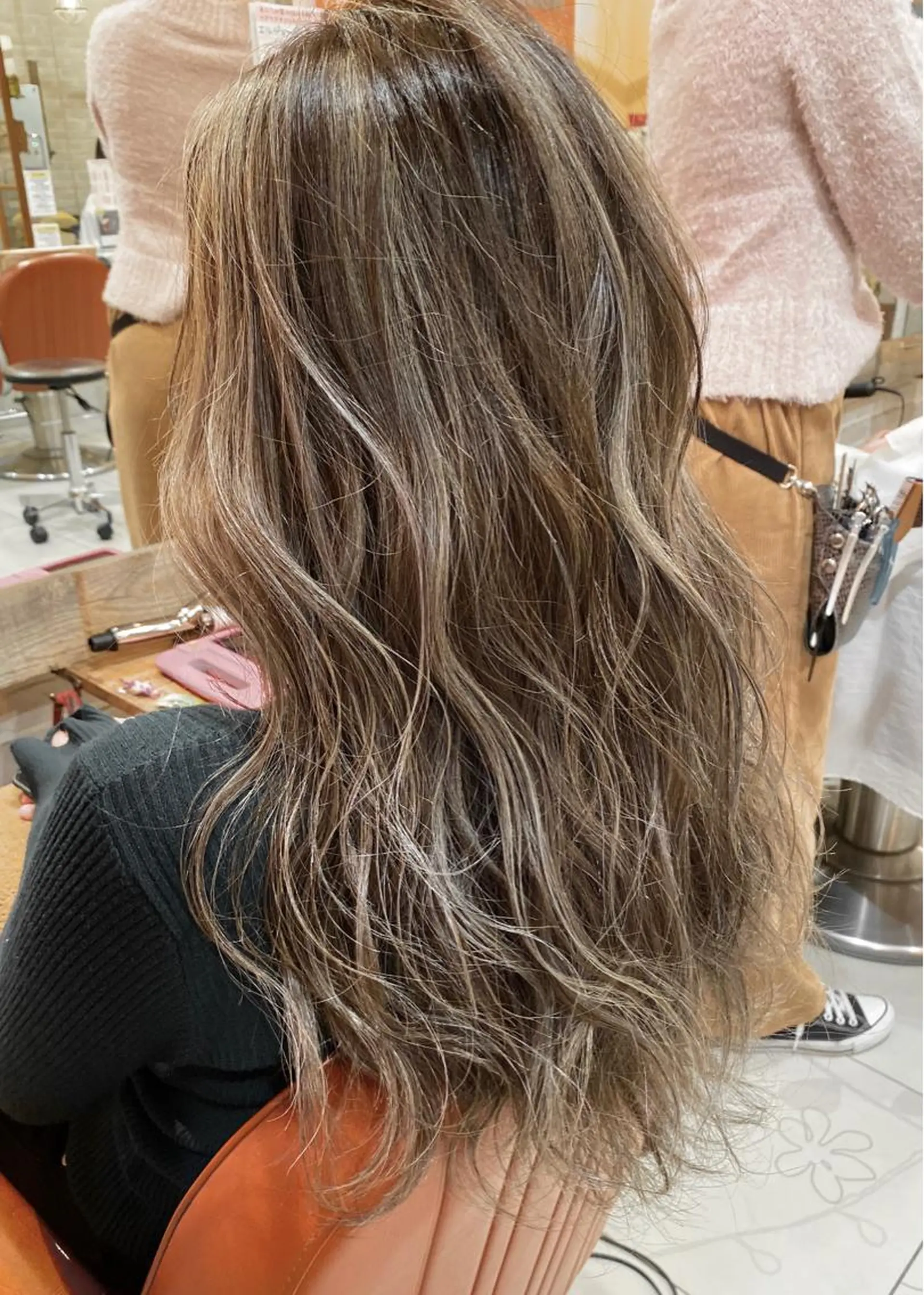 ロング カラー ブリーチ 透明感カラー ハイライトカラー ボブ くせ毛 増子 幹樹のヘアスタイル