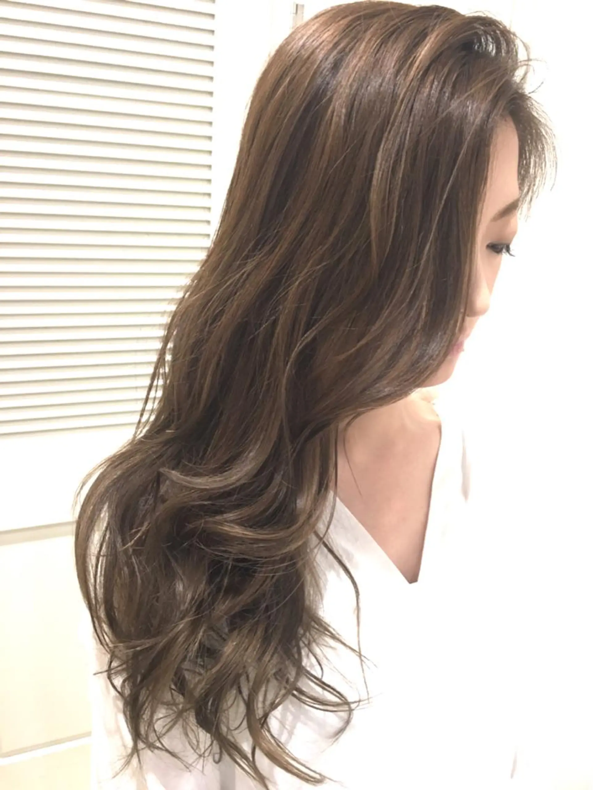 ロング ハイライト 南都 良太のヘアスタイル