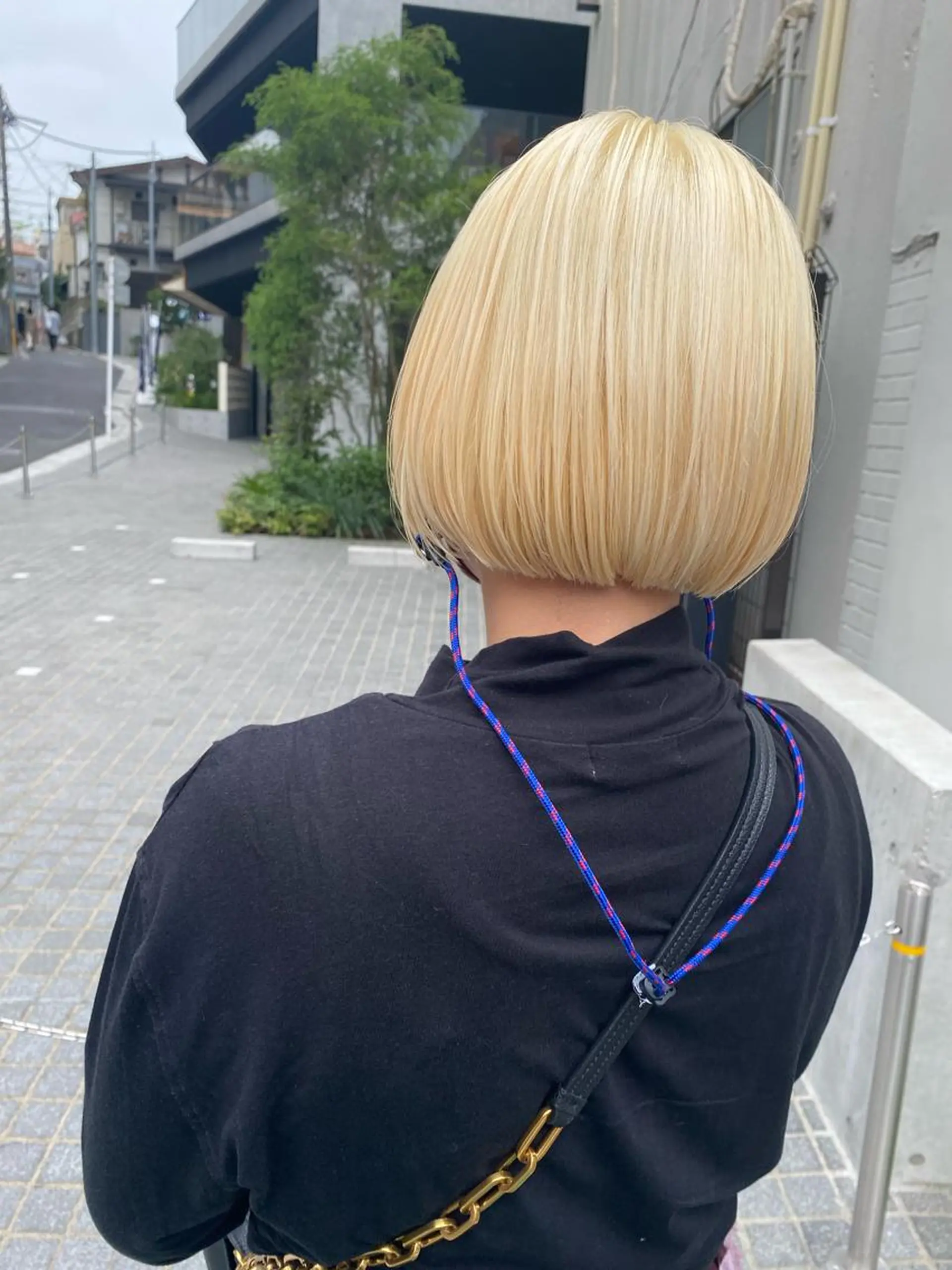 ショート カラー ブリーチ ヘアカラー 森貴裕/ベージュ/ パーマ/オリーブのヘアスタイル