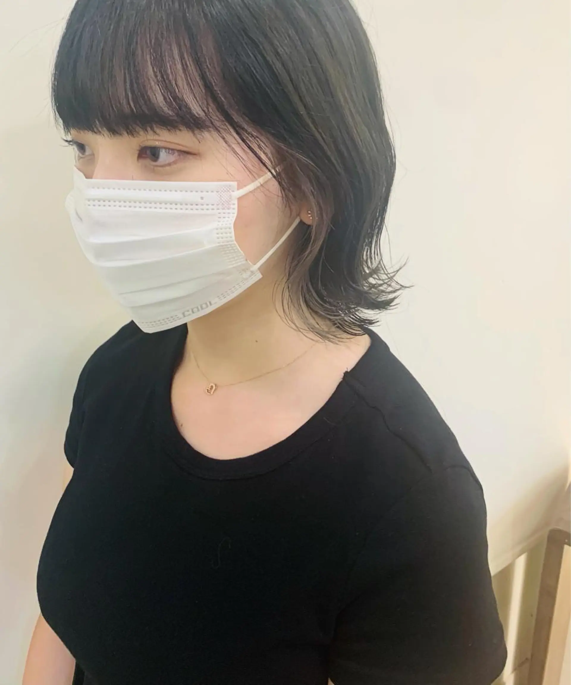 ショート ブリーチ/ウルフ ハッシュカット/石山のヘアスタイル