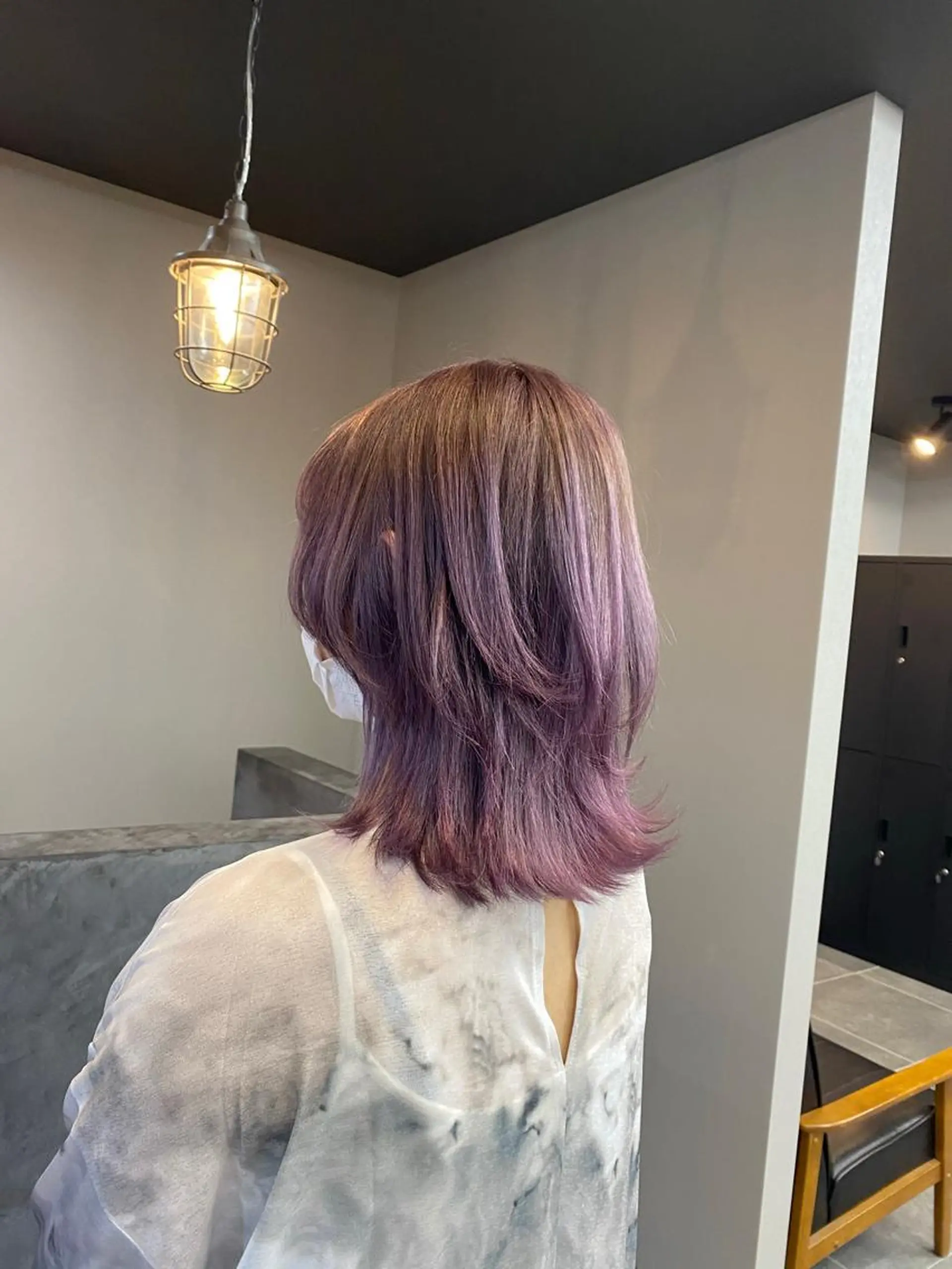 ミディアム ピンクラベンダー ウルフカット カット ヘアカラー maco 艶感ハイトーン🦋のヘアスタイル