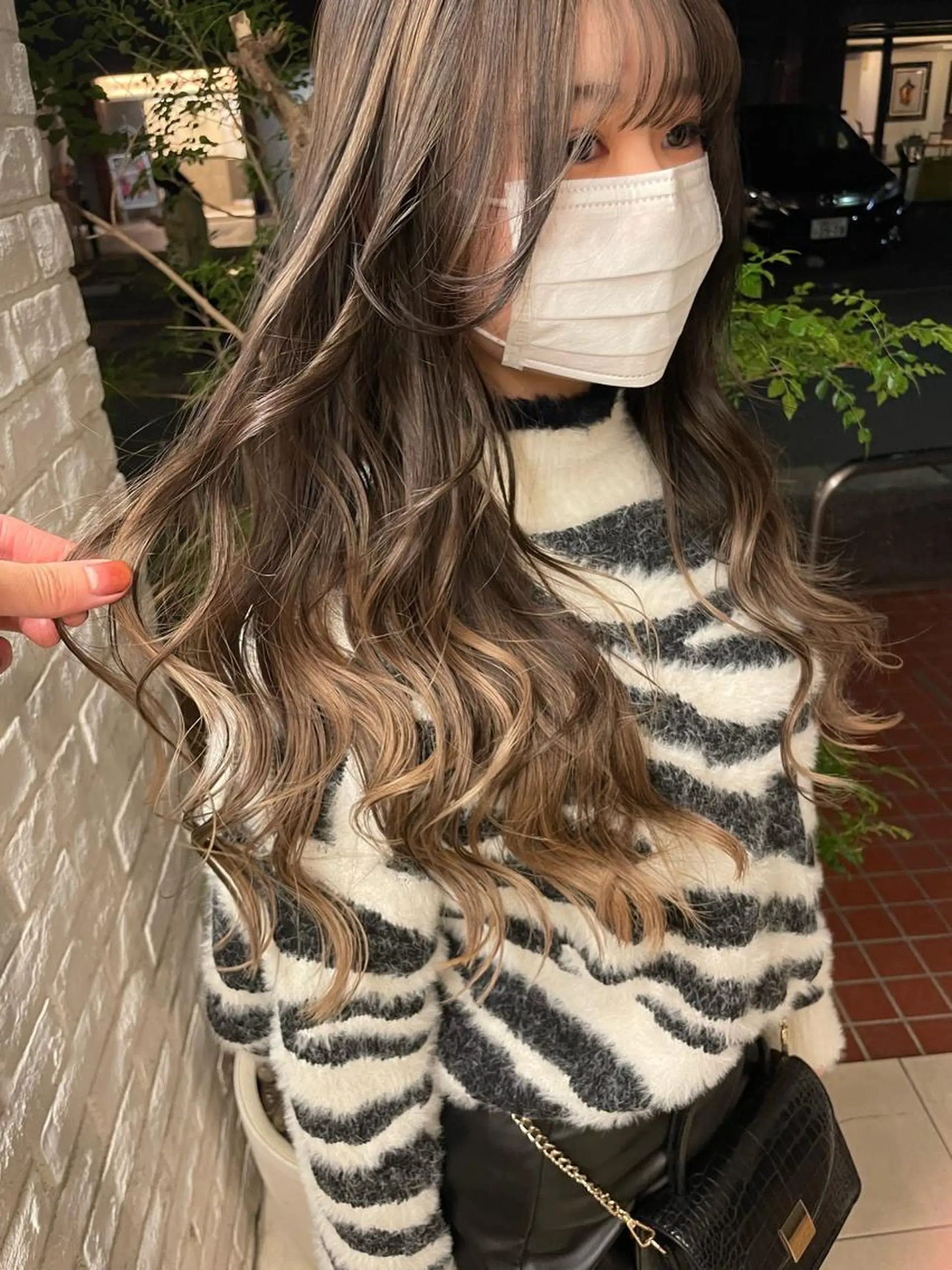 ロング 縮毛矯正 VEGA天神 ブリーチのヘアスタイル