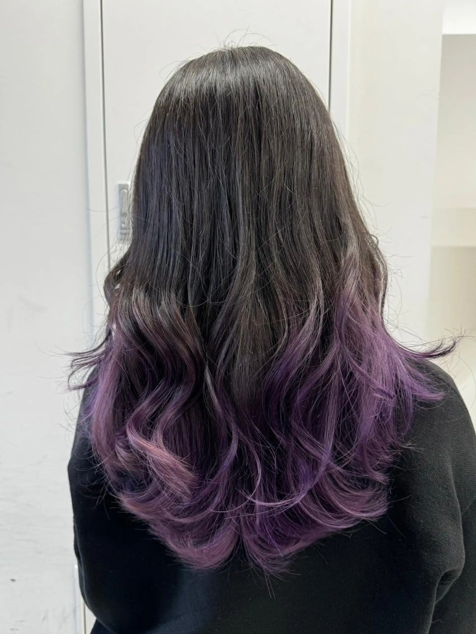 ロング カラー アディクシーカラー アッシュ ブルーカラー ダークアッシュ グレージュ 【公式】amble luxe 中野のヘアスタイル