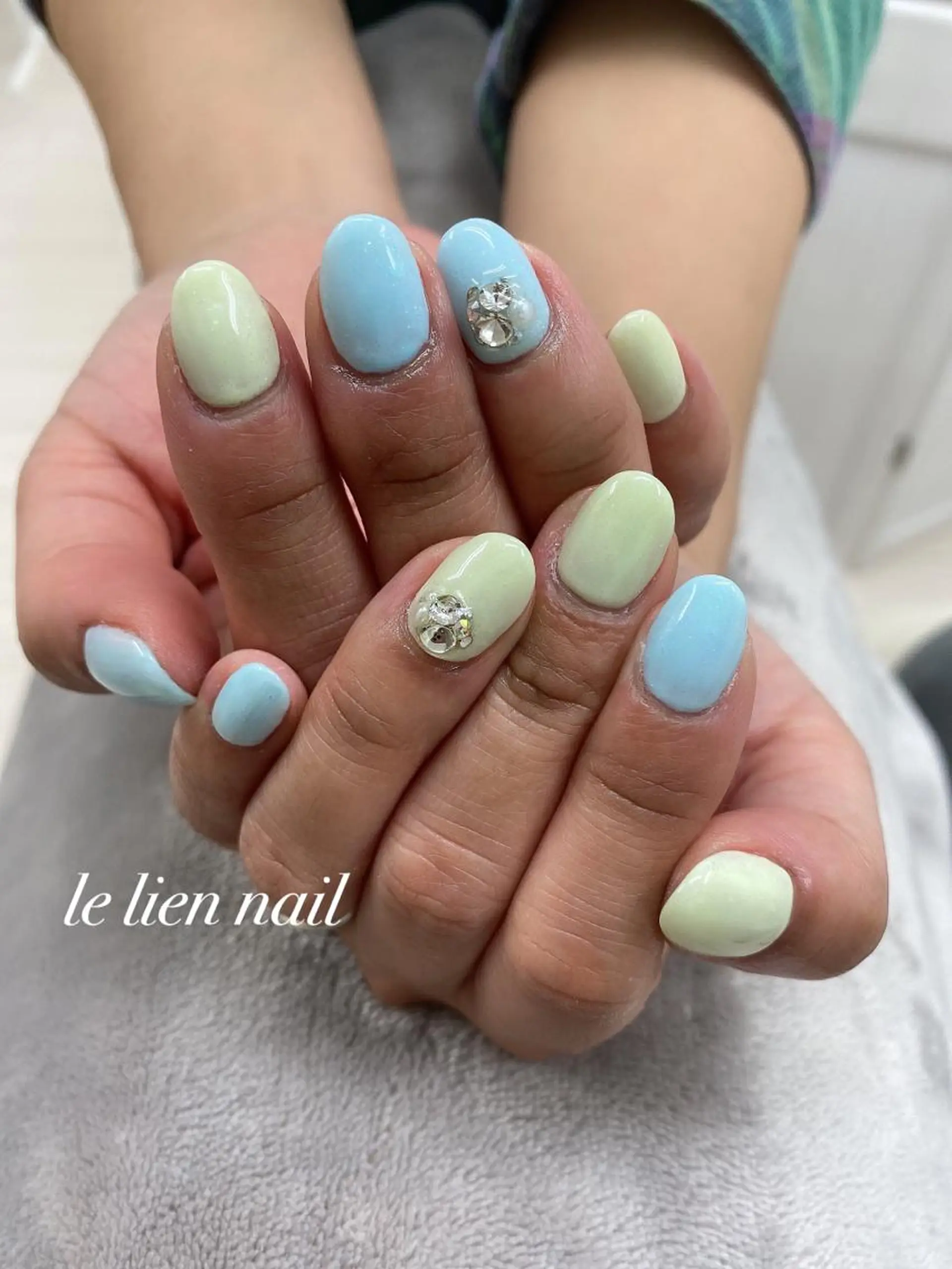 ネイル ストーンネイル le lien nailのネイルデザイン