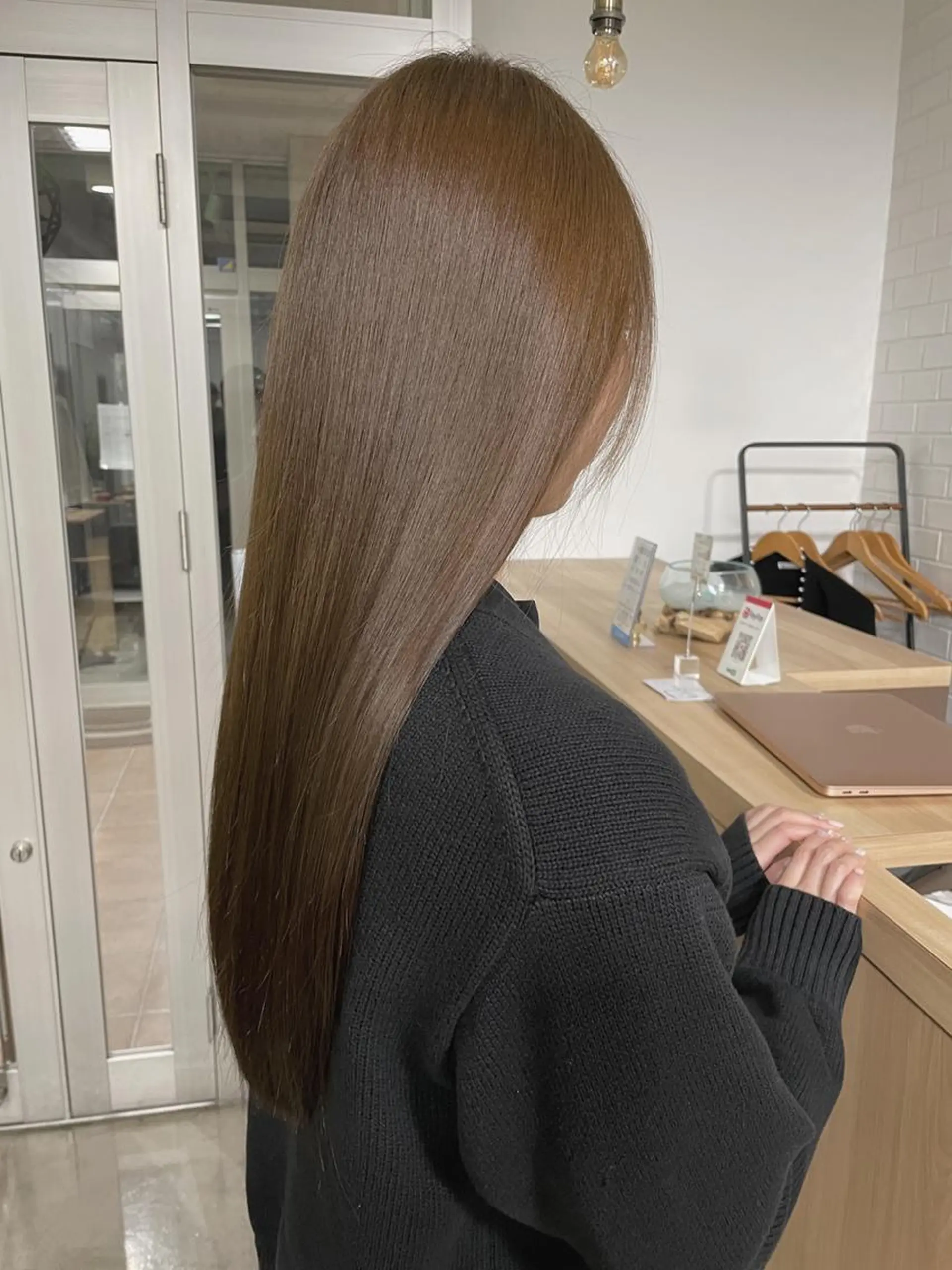 ロング カラー ブリーチ ブリーチなしカラー 村田 和佳のヘアスタイル