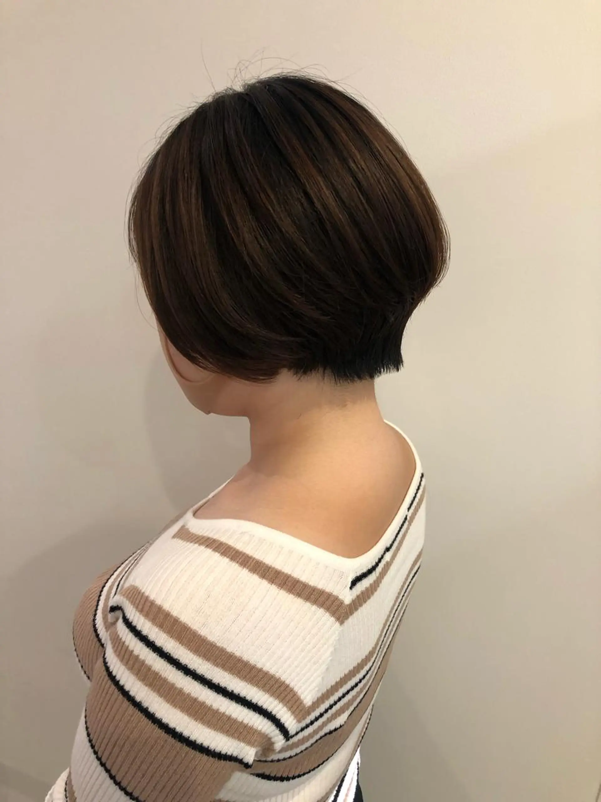 ショート ショートボブ ボブ ショートヘア カット ヘアカラー トリートメント レイヤー/お顔まわり 暖色カラー🍑Amiのヘアスタイル