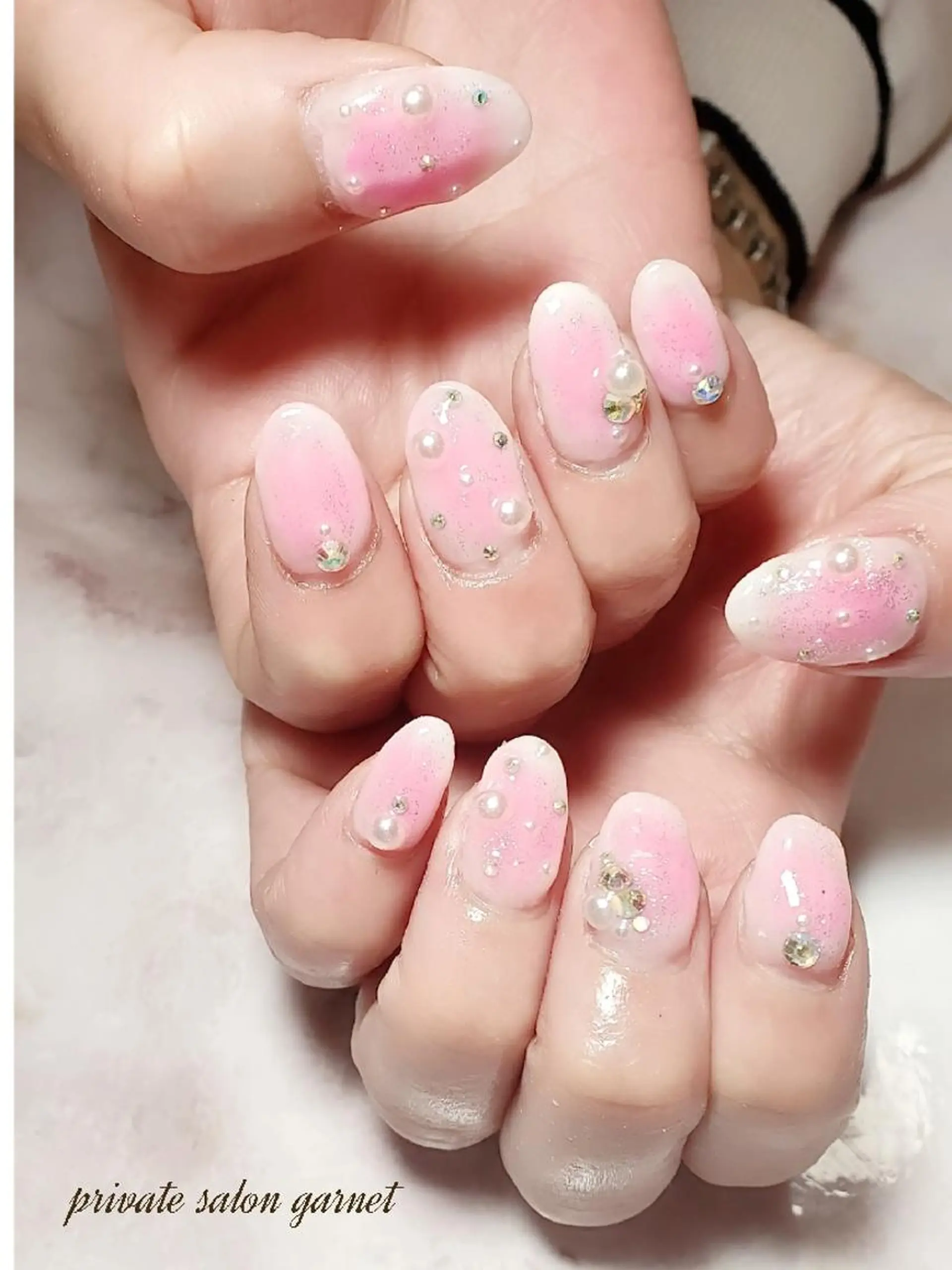 ネイル チークネイル ワンホンネイル Garnet nailのネイルデザイン