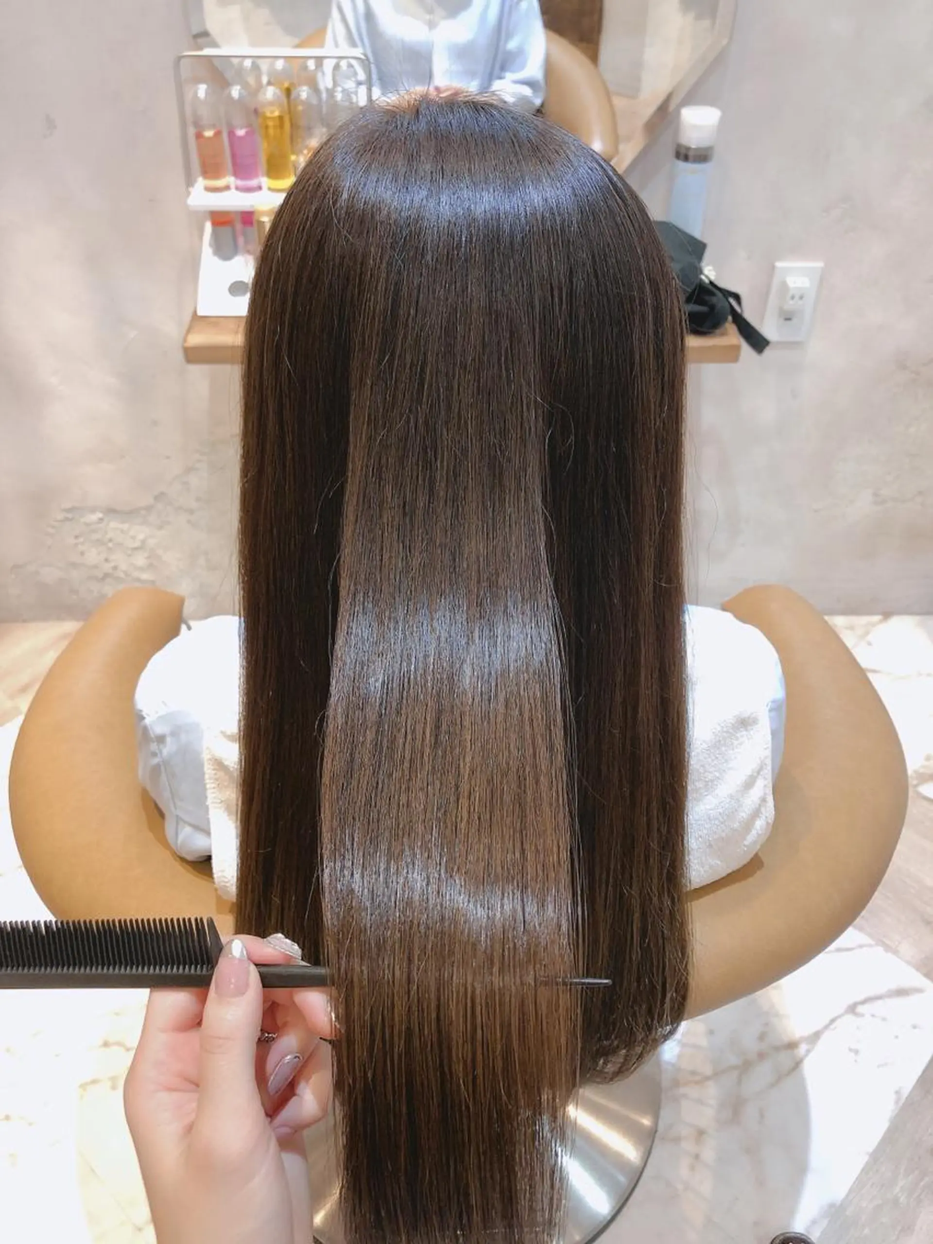 セミロング トリートメント カット ヘアカラー トリートメント 代表山口ひな 髪質改善のプロのヘアスタイル