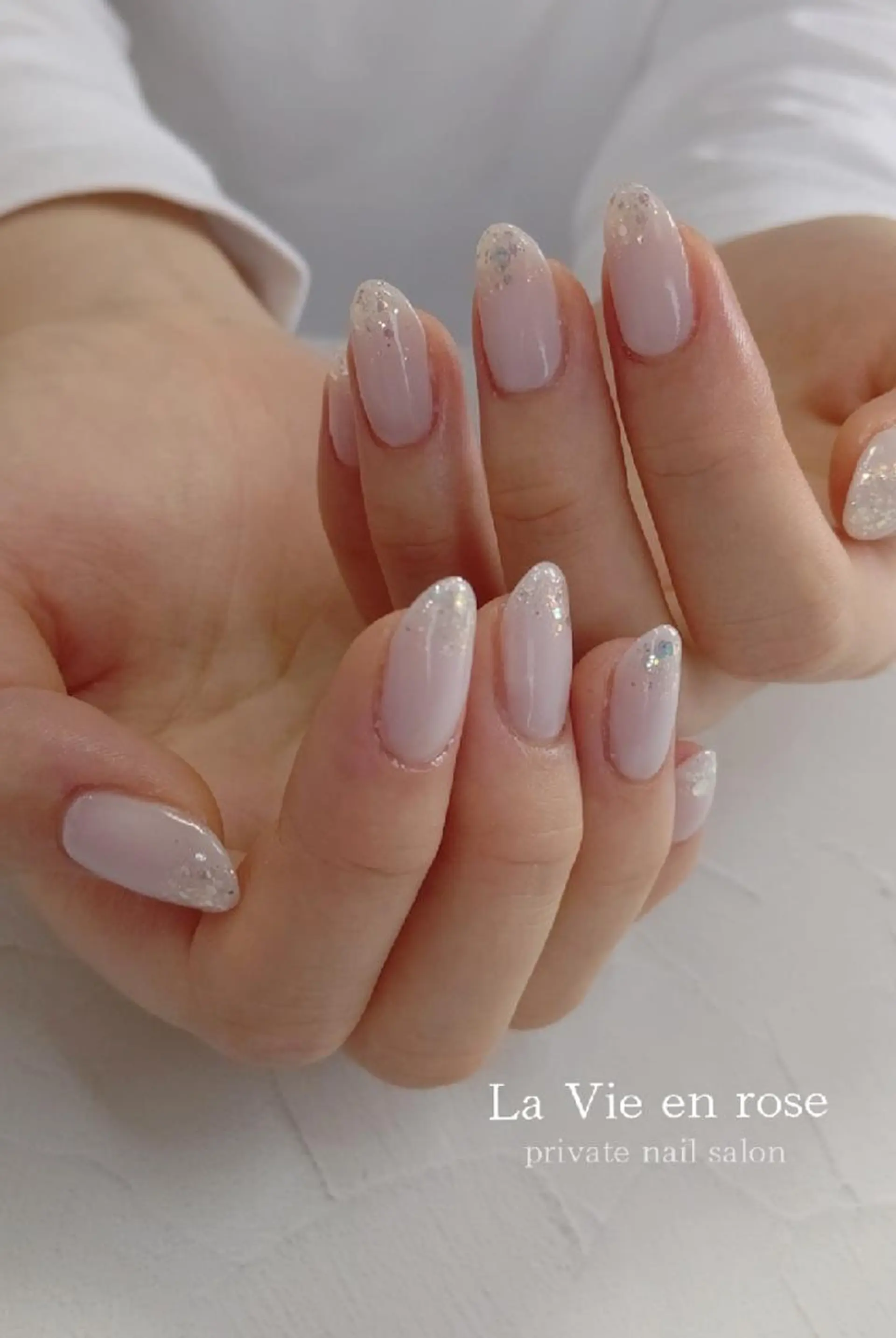 ネイル ラヴィアン ローズのネイルデザイン