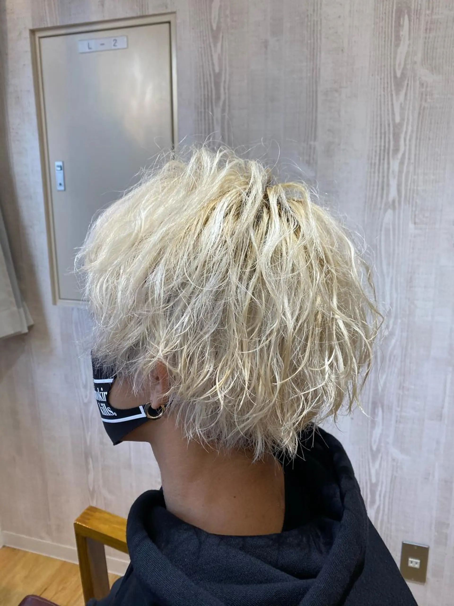 ショート カラー ダブルカラー ヘアカラー トリートメント Kazu .Kのヘアスタイル