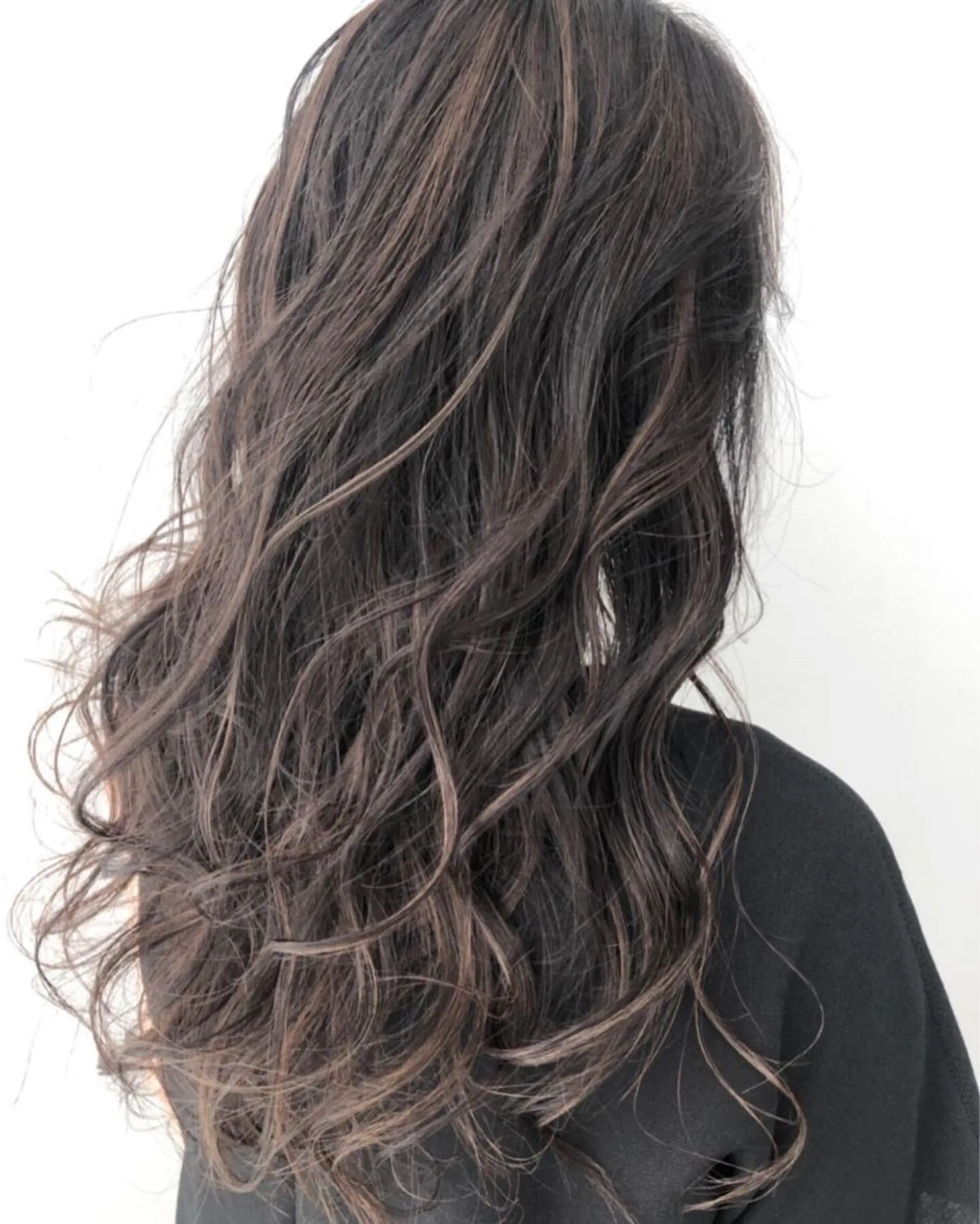 ロング カラー ヘアアレンジ 【公式】amble luxe池袋東口🩷のヘアスタイル