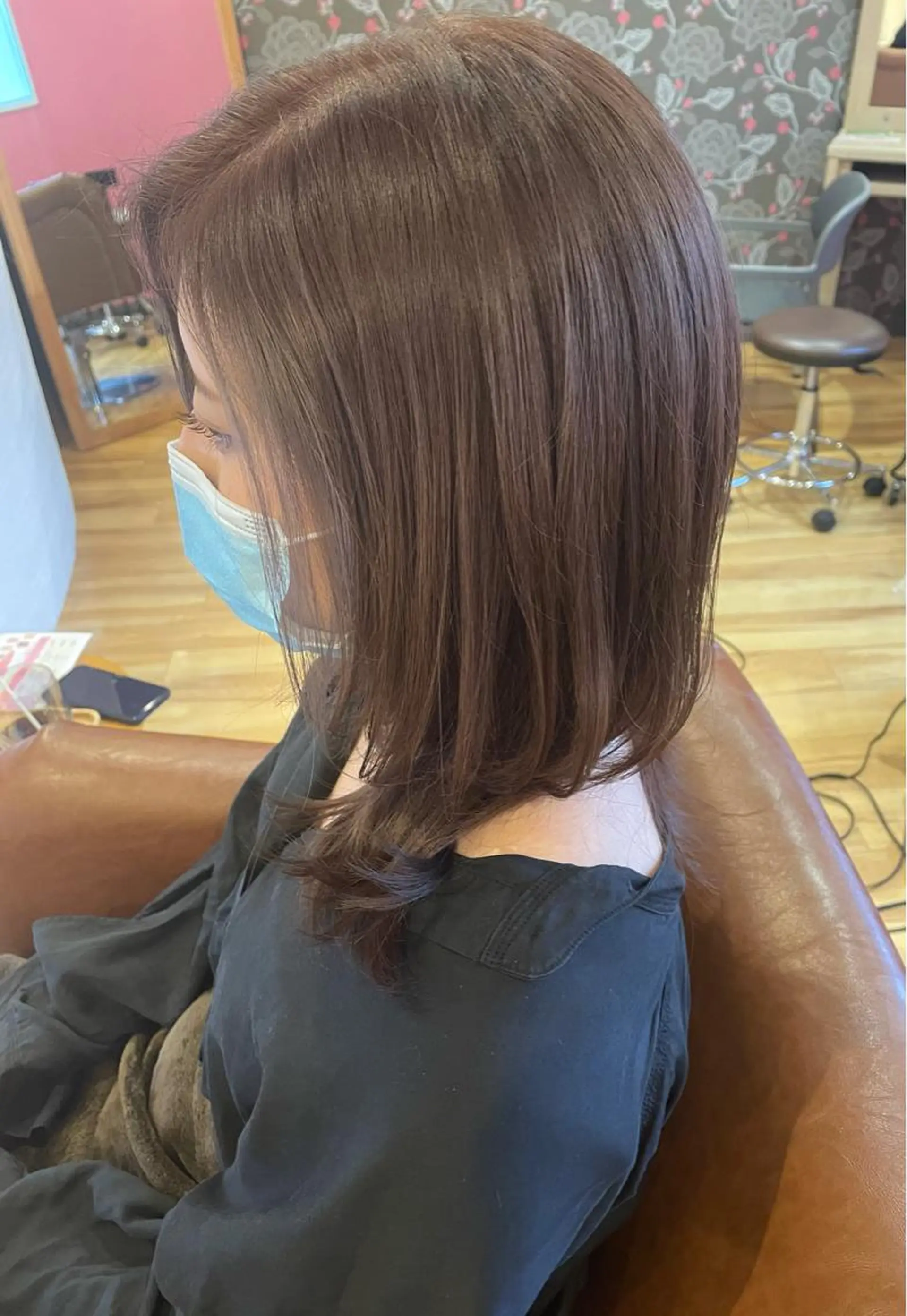 ミディアム カラー ミディアムレイヤー 透明感カラー ハイライトカラー シルバー バイオレットカラー カット ヘアカラー トリートメント 北九州美容室 🕊️わかな✂︎のヘアスタイル