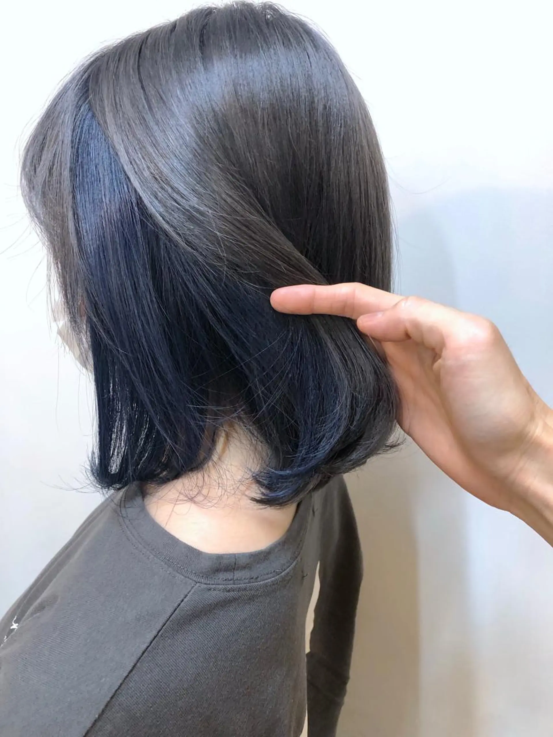 ミディアム カラー ブリーチ ブルーカラー グレージュ カット ヘアカラー トリートメント ヘアセット ☕️ベージュカラー 内藤光哉☕️のヘアスタイル