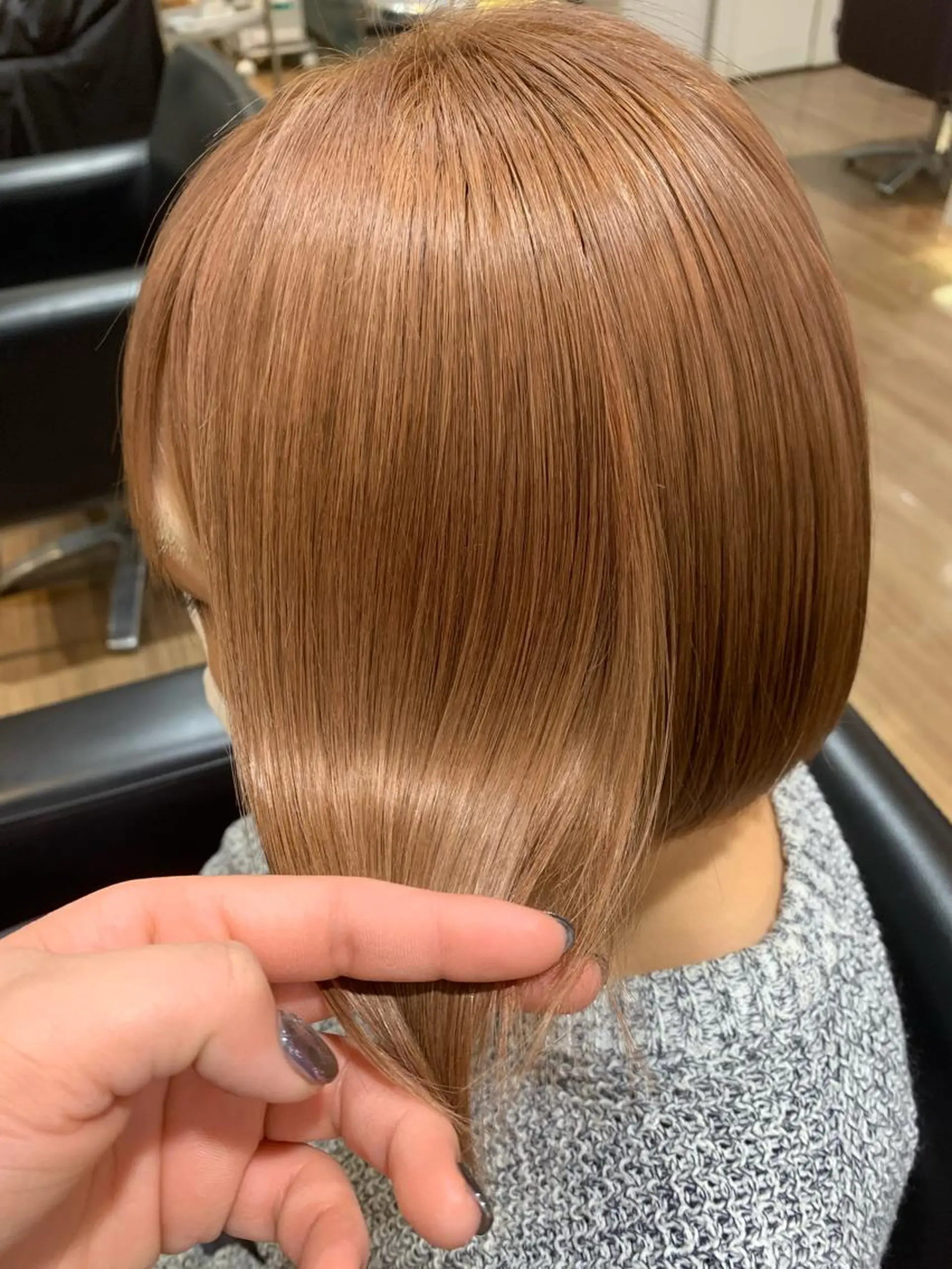 ショート カラー SALOWIN新宿三丁目 Frente店所属・薄田 珠美のヘアスタイル