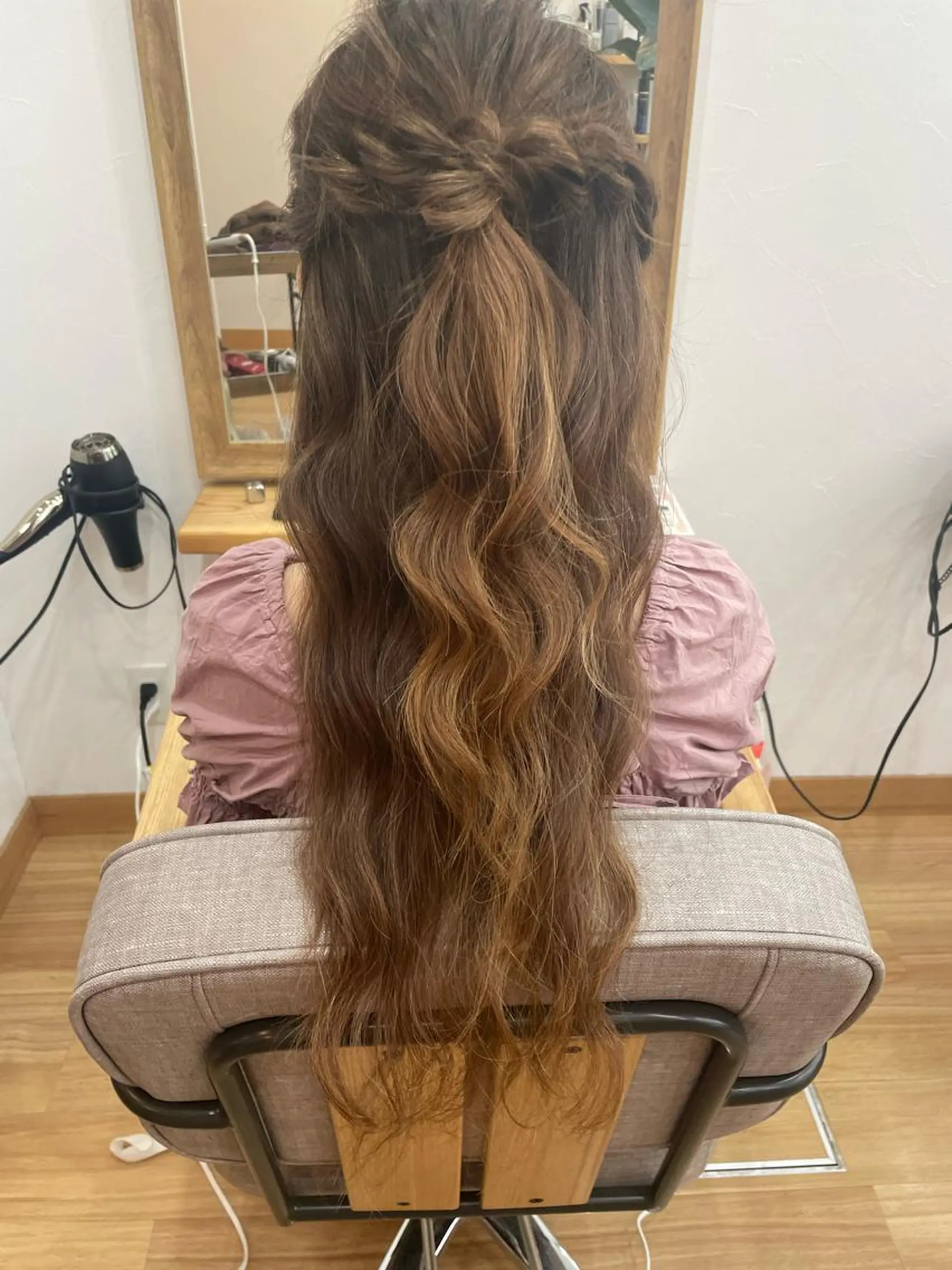 ロング ヘアアレンジ ハーフアップ Era Hatsuneのヘアスタイル