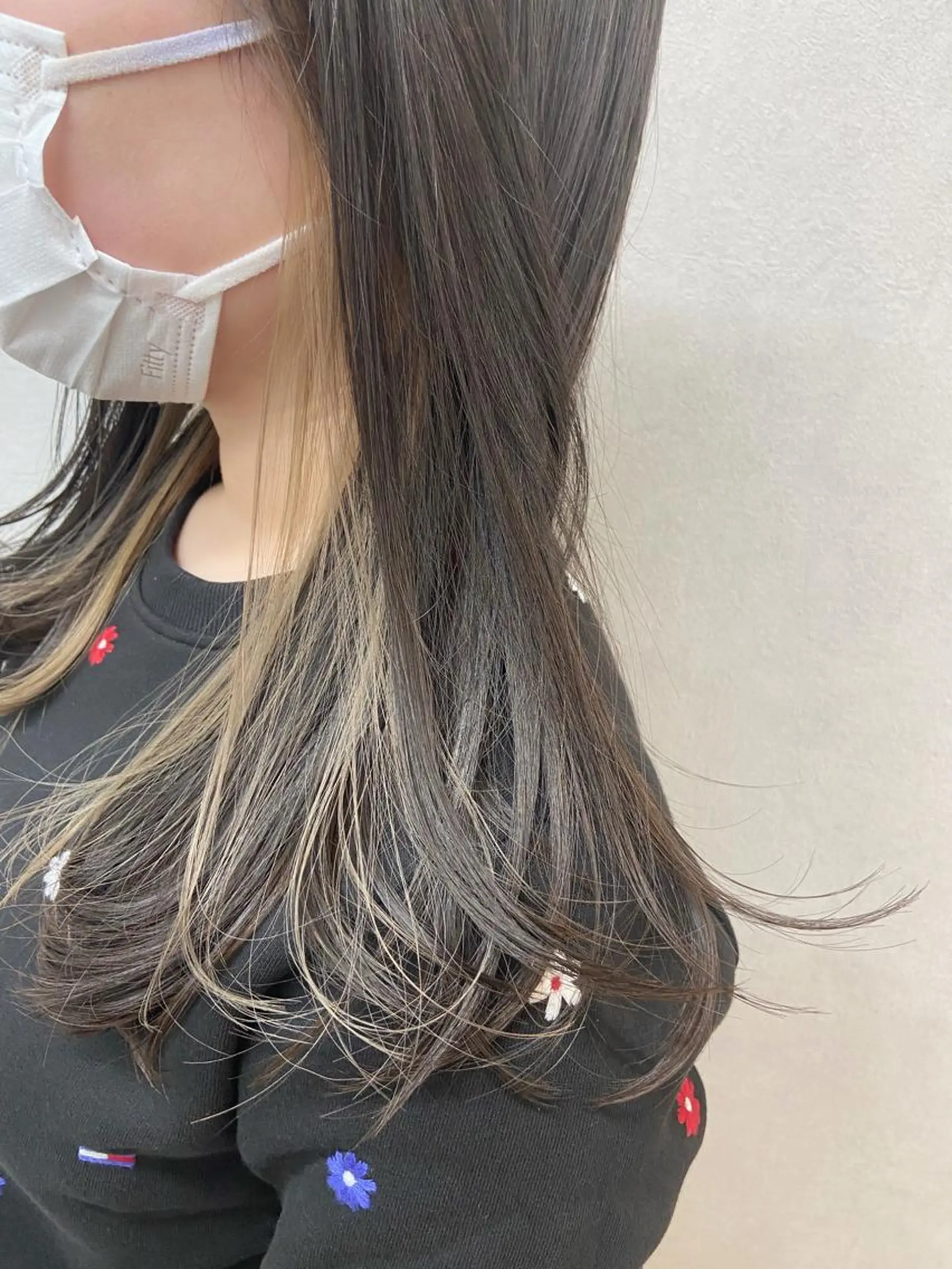 ミディアム カラー ブリーチ コテ巻き風パーマ★ はるさんのヘアスタイル