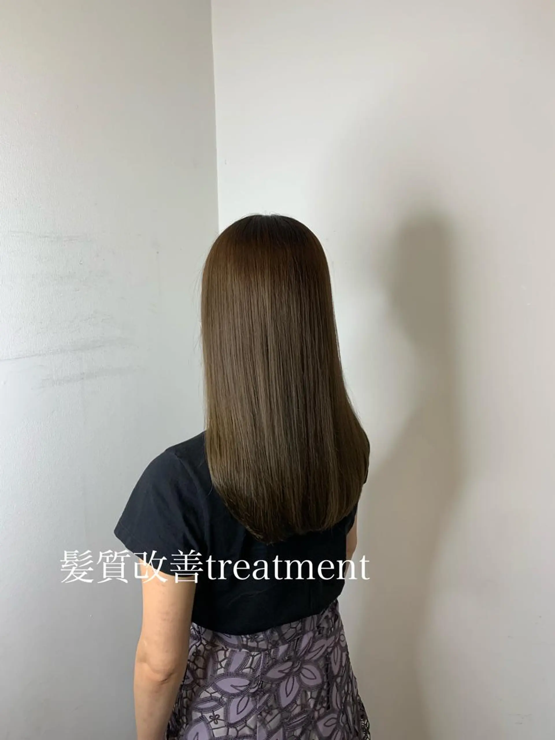 ロング メンズバレイヤージュ 斉藤春のヘアスタイル