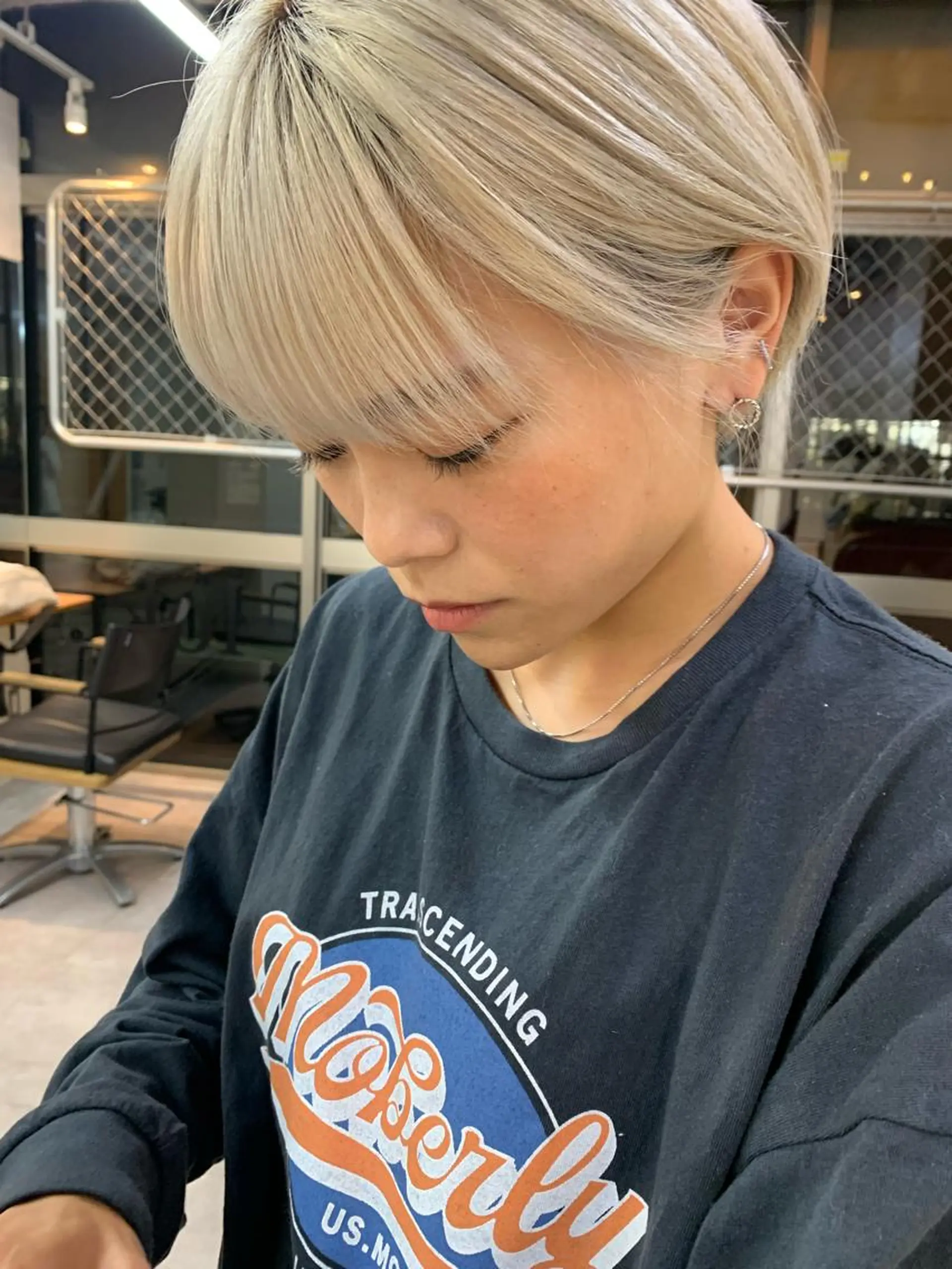 ショート カラー ブリーチ AR.MARA hair  studio所属・ウェーブパーマ サトウヒカルのヘアスタイル