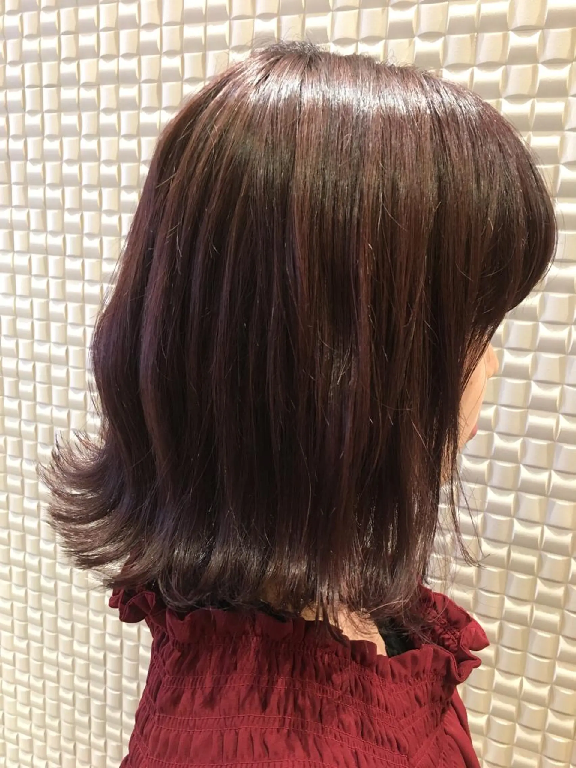 ミディアム カラー ボルドーカラー バイオレットカラー ボブ scene.池袋所属・scene. haraのヘアスタイル