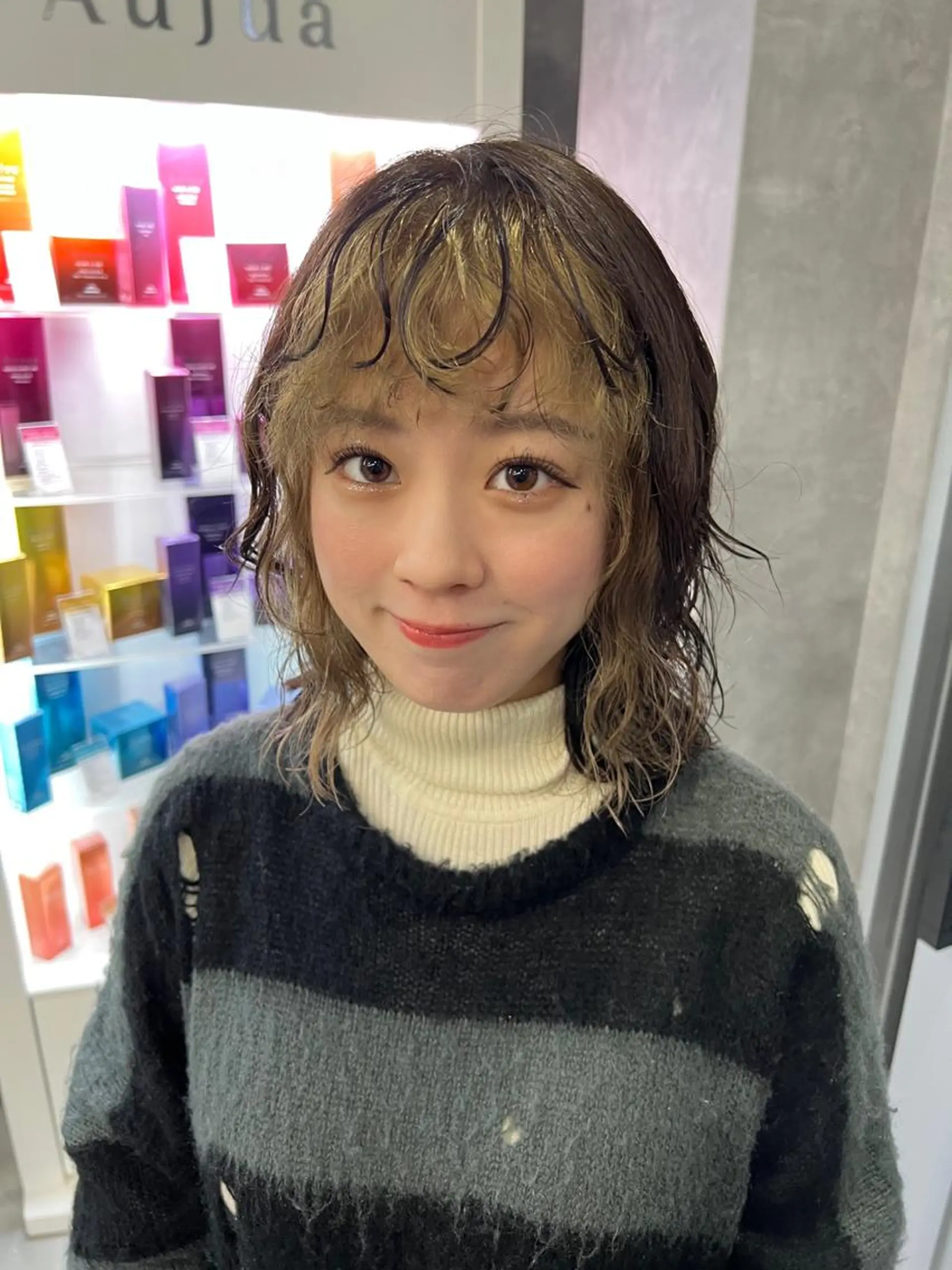 ミディアム カラー インナーカラー 顔周りカット ace share salon所属・韓国風パーマ/ 菅沼 成郷のヘアスタイル