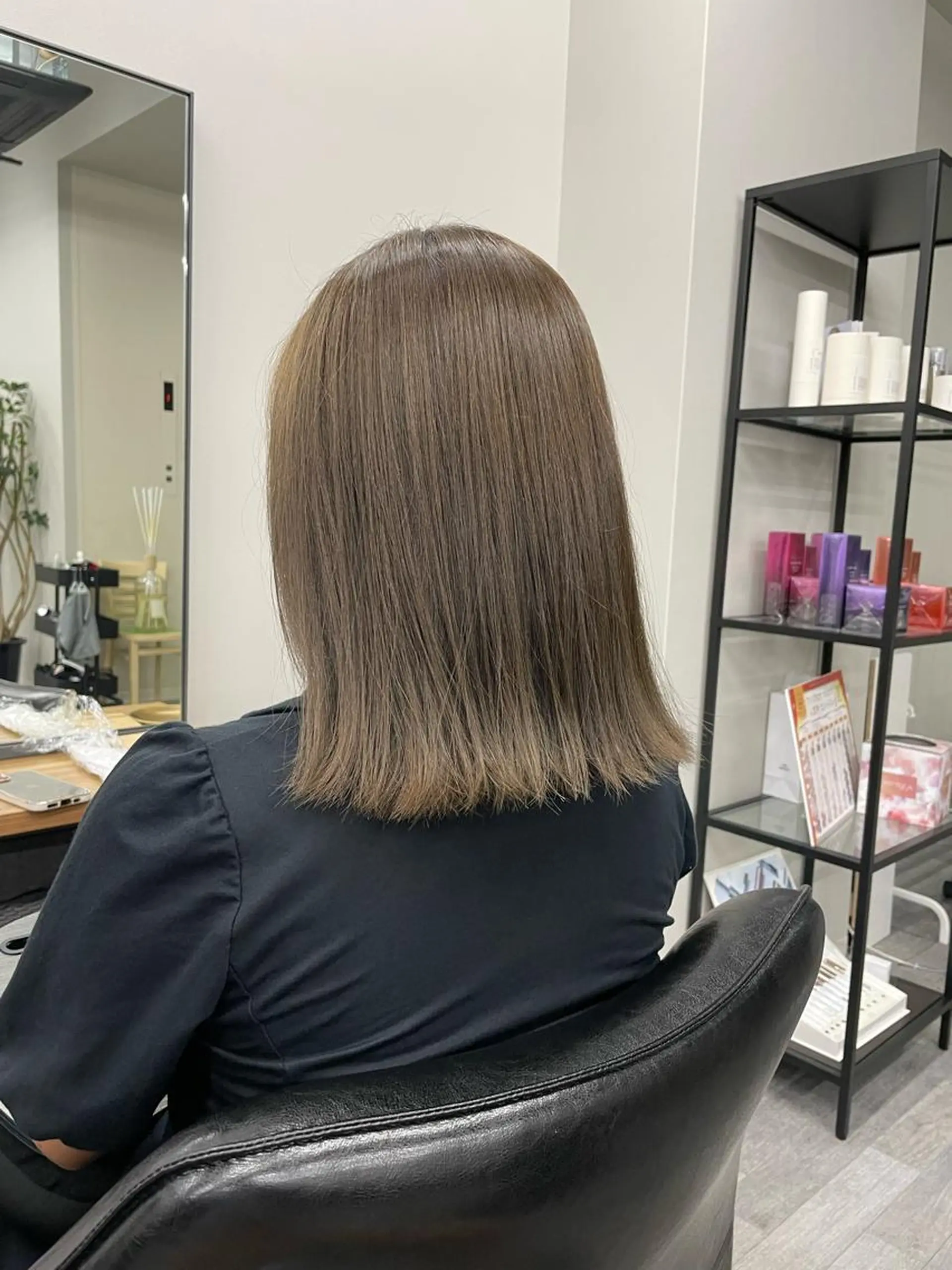 セミロング カラー グレージュ オリーブグレージュ オリーブグレー 髪質改善 CHORD 四条河原町駅店　髪質改善&韓国風&ハイトーンカラー所属・けいと髪質改善 全年齢リピート多数のヘアスタイル