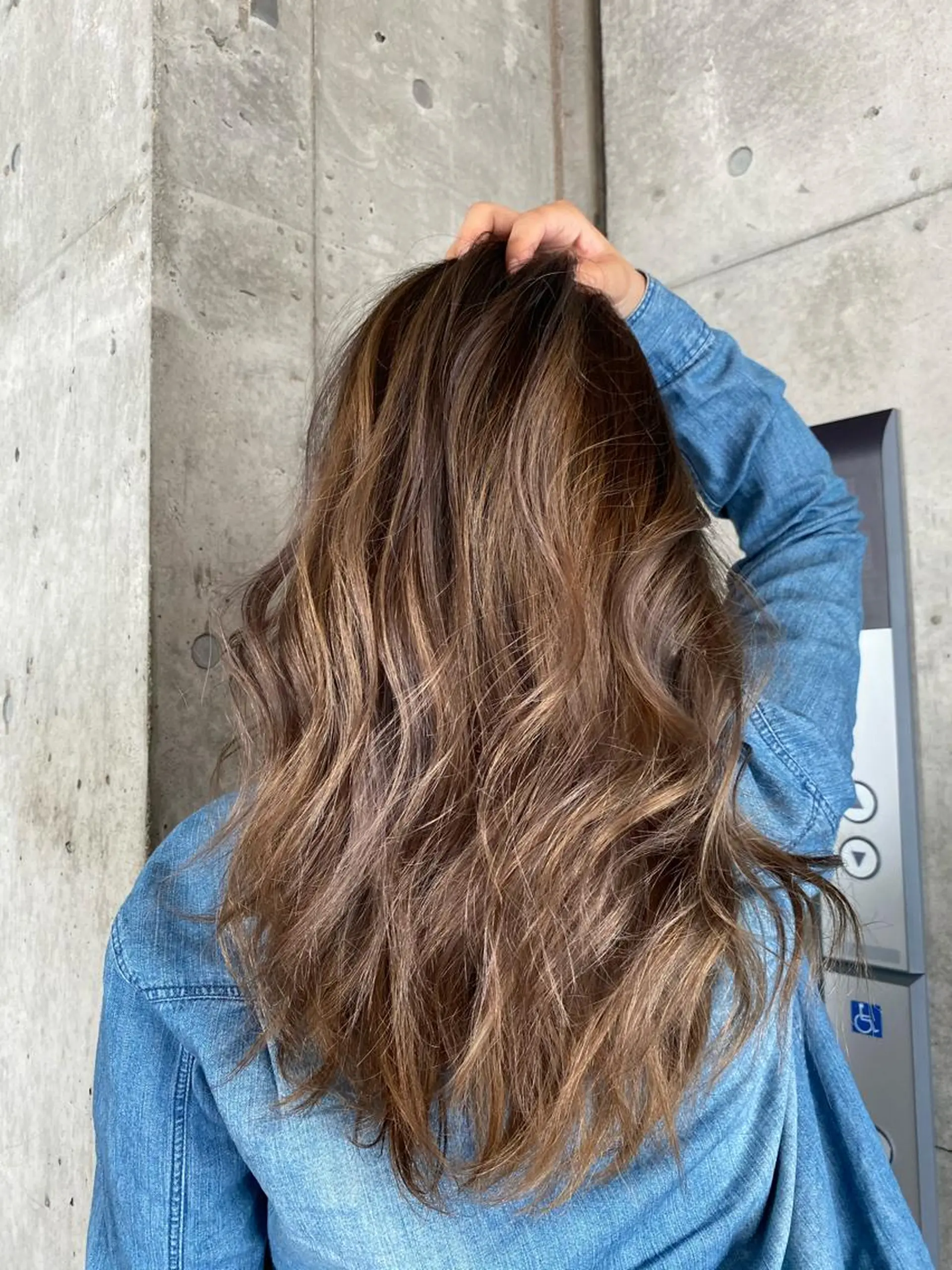 ロング カラー リピート率No.1✨ ユウキのヘアスタイル