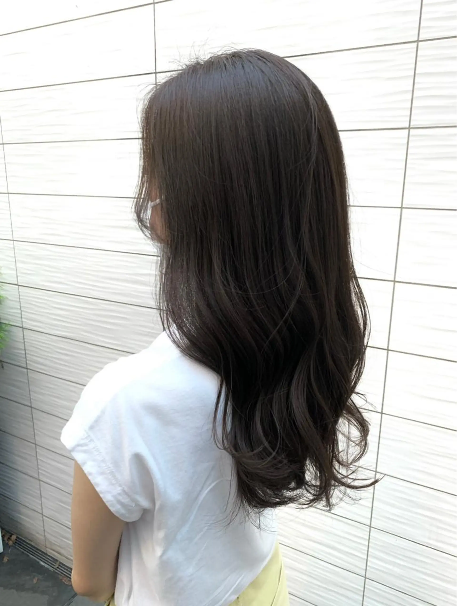 セミロング カラー 髪質改善 カット ヘアカラー トリートメント 中津No.1髪質改善 店長✨透ける暗髪のヘアスタイル