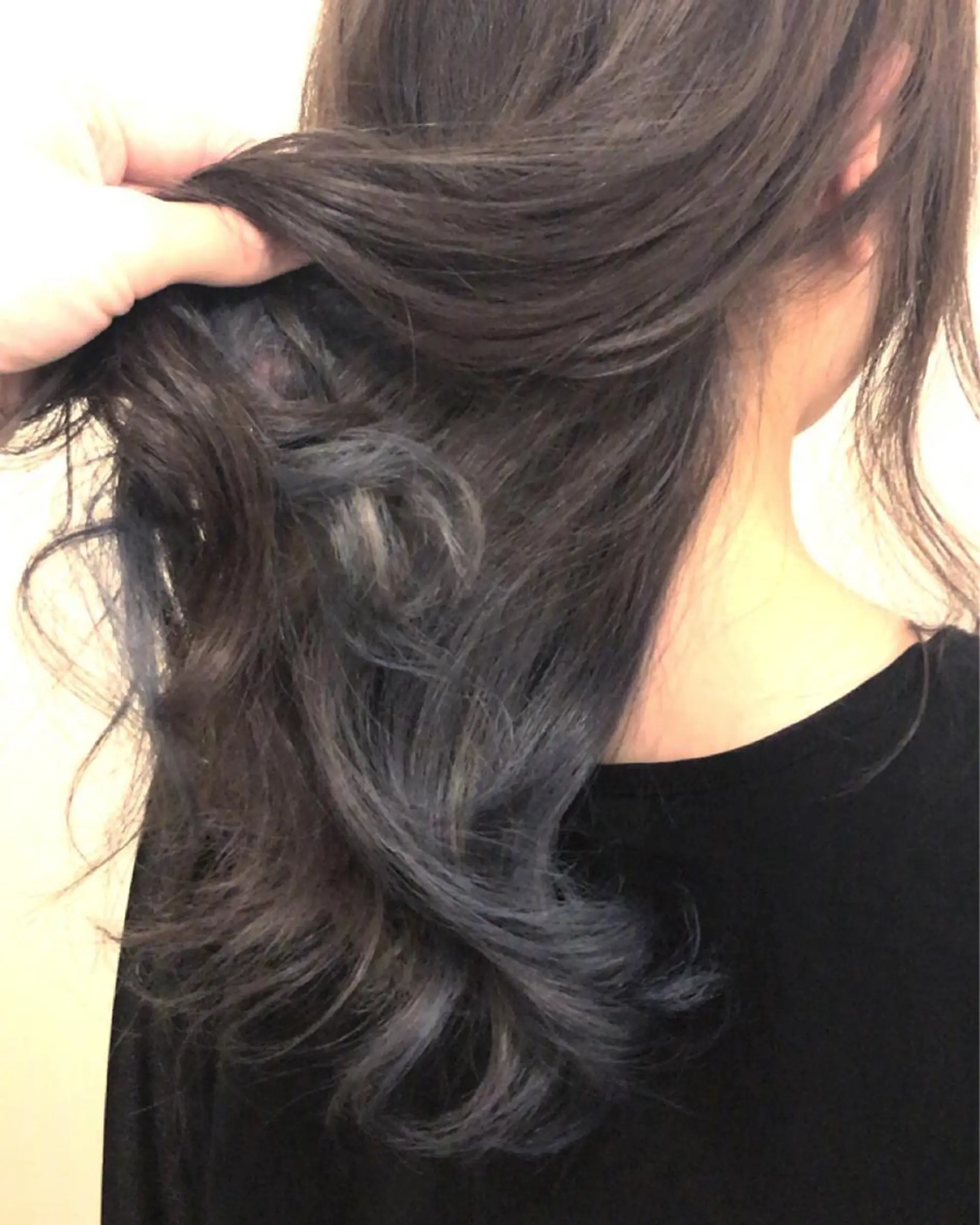 セミロング カラー ブルーカラー ヘアカラー トリートメント Cecil hair 神戸店所属・Cecilhair セシルヘアー神戸元町のヘアスタイル