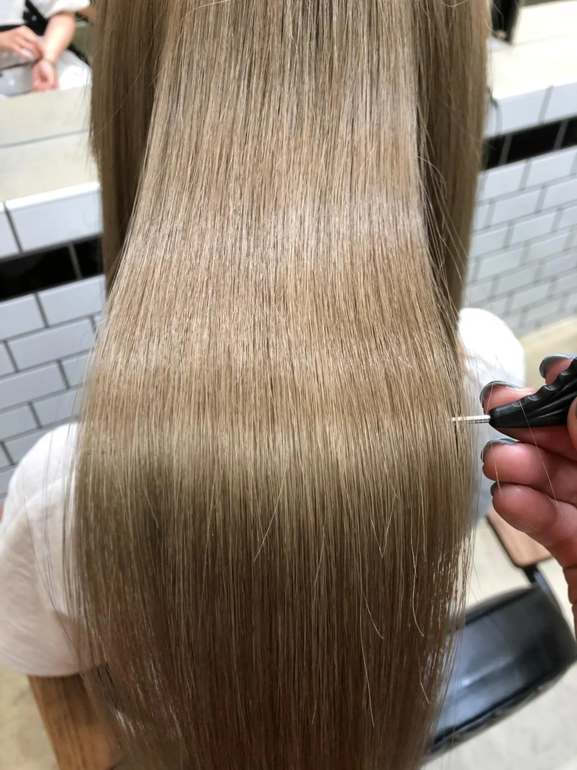 ロング カラー メンズ眉毛ITSUK Iメンズ専門　新宿の眉毛・アイブロウイメージ