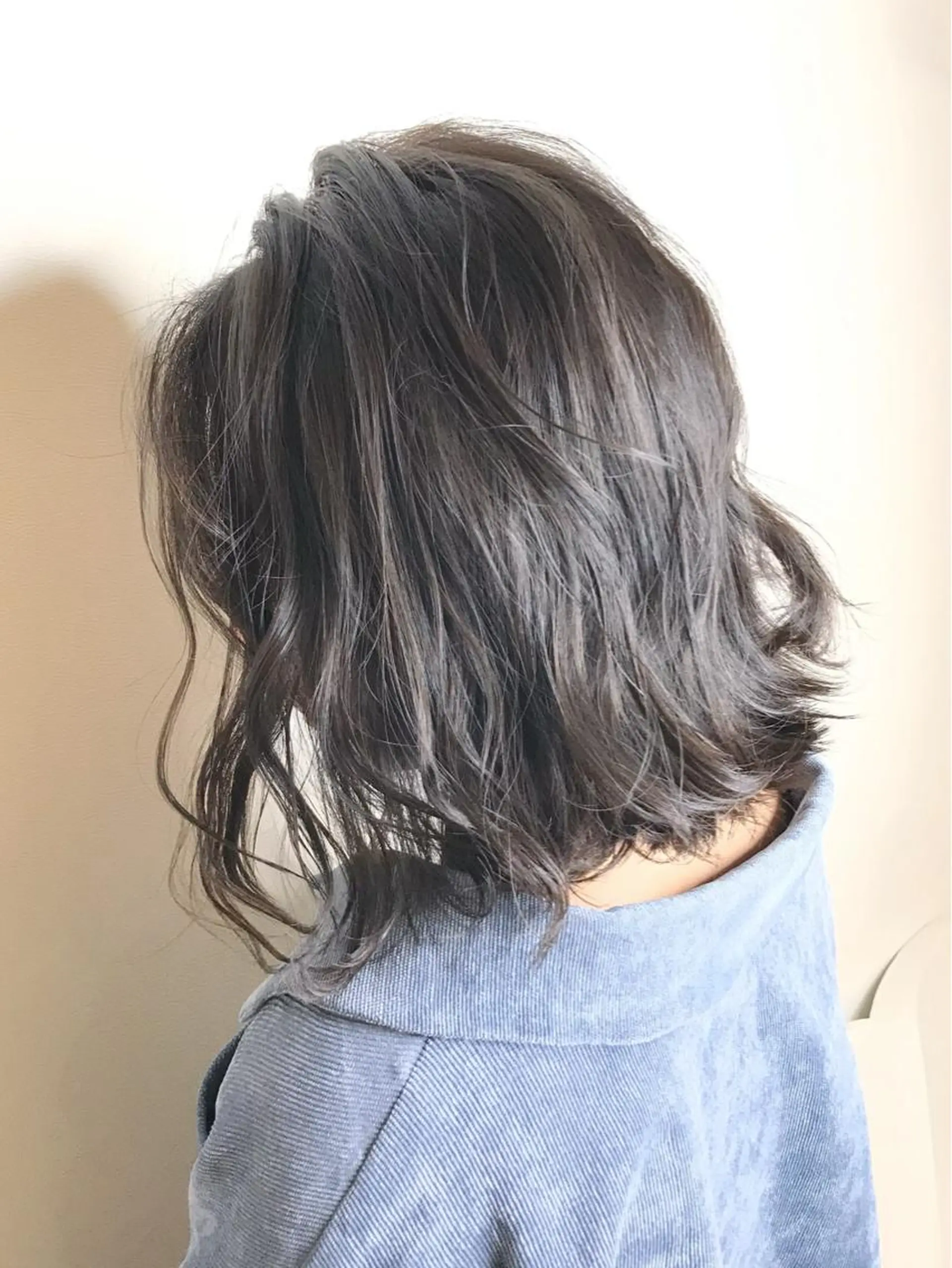 ショート カラー 切りっぱなしボブ グレージュ ボブ ボブ・レイヤーカット 吉敷航一のヘアスタイル