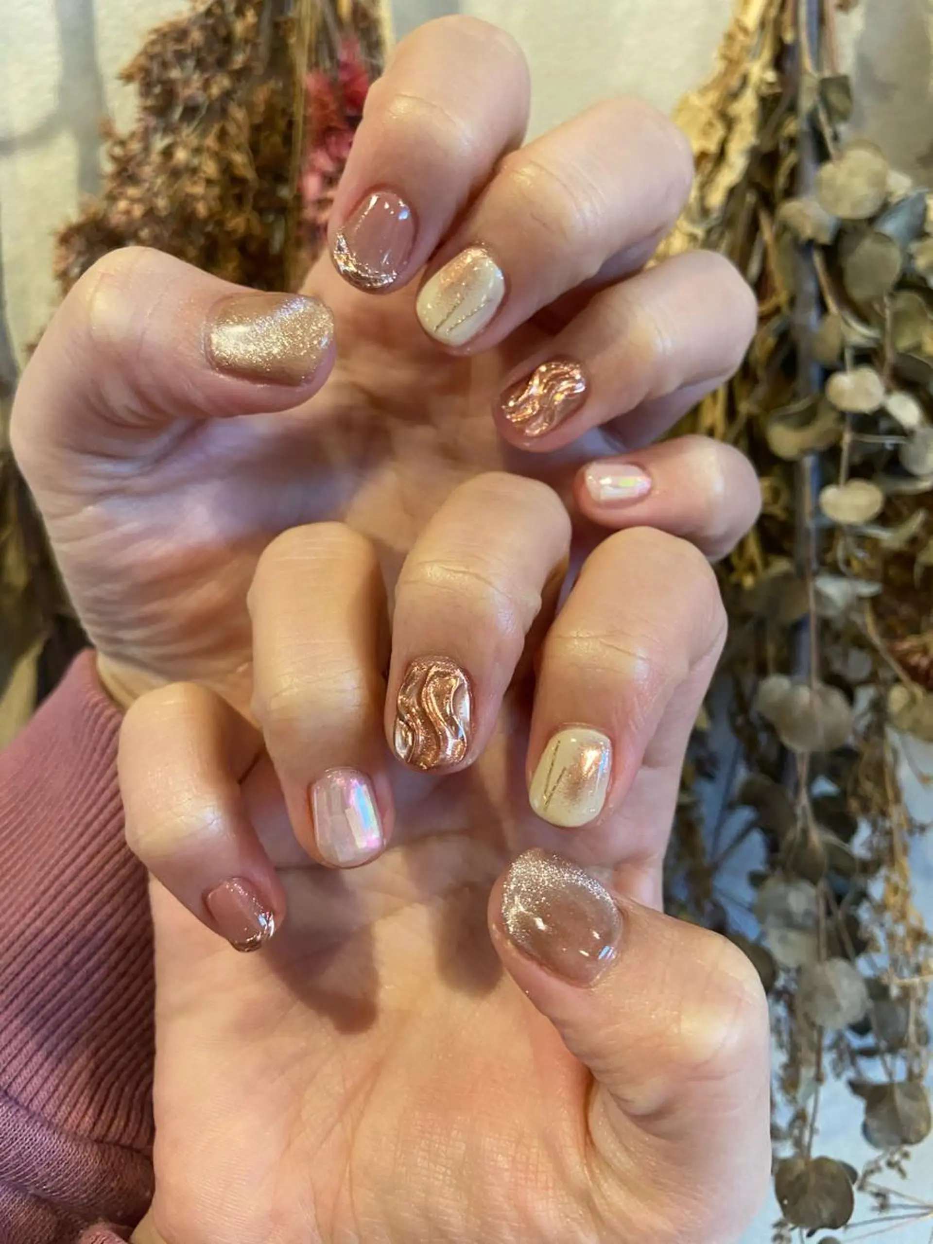 ネイル アートネイル オーロラネイル 韓国ネイル ミラーネイル ニュアンスネイル . unffのネイルデザイン