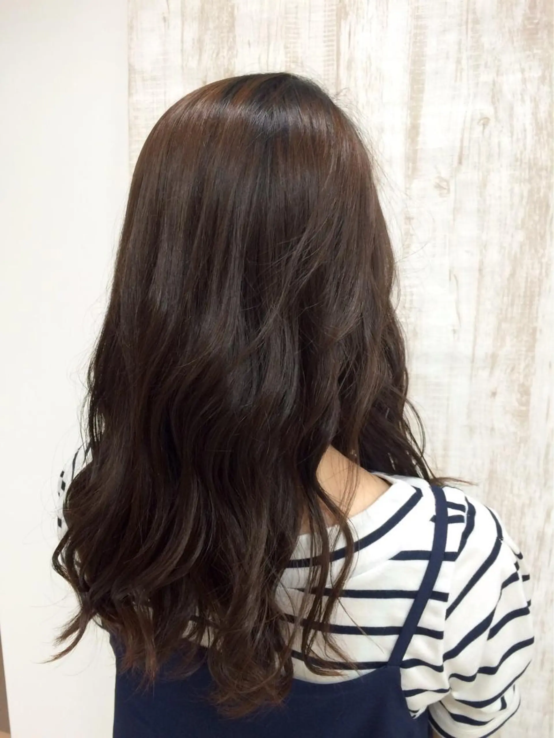 ロング トリートメント スズキ シオリのヘアスタイル