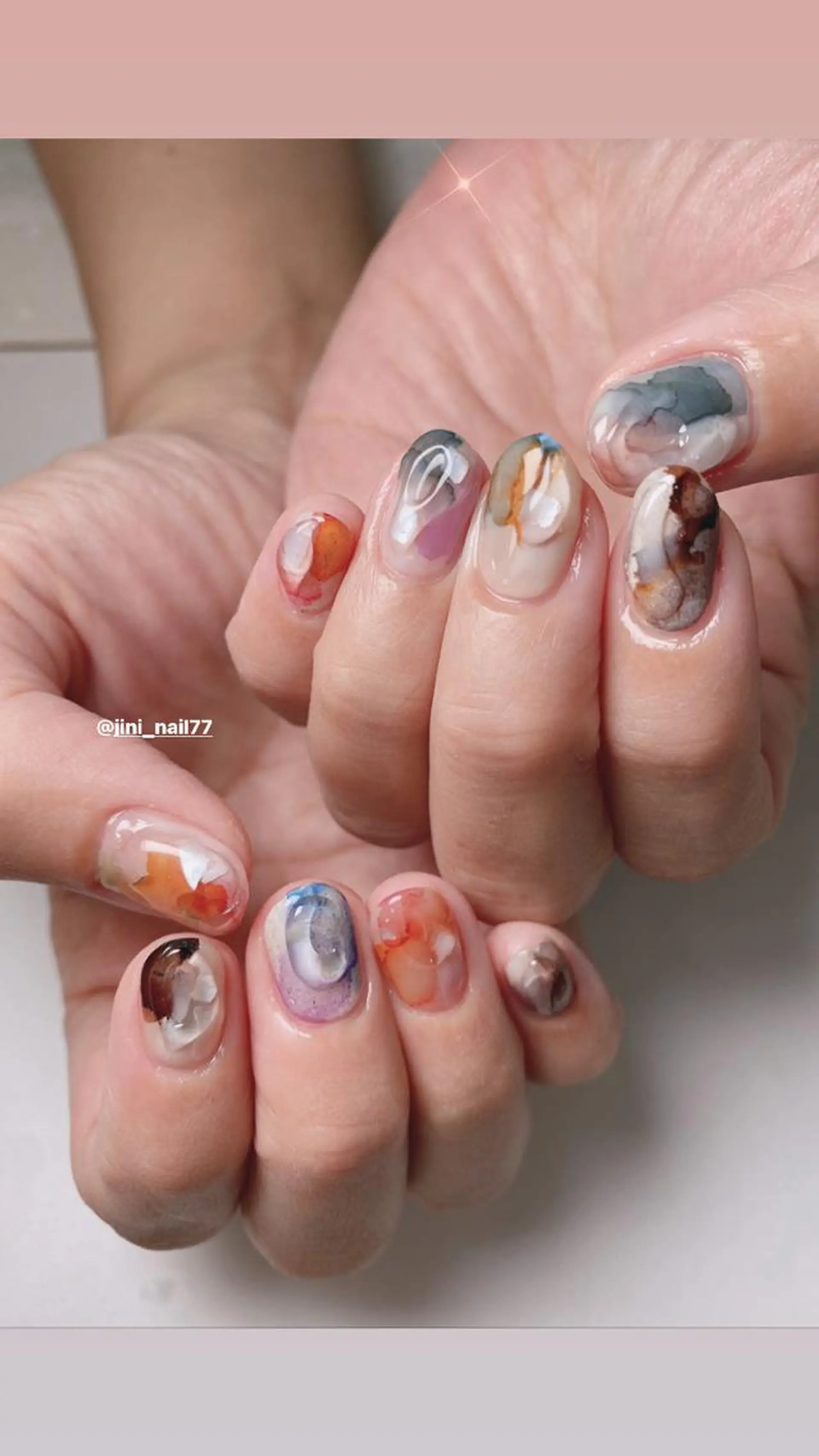 ネイル JINI NAIL所属・ジニ ネイルのネイルデザイン