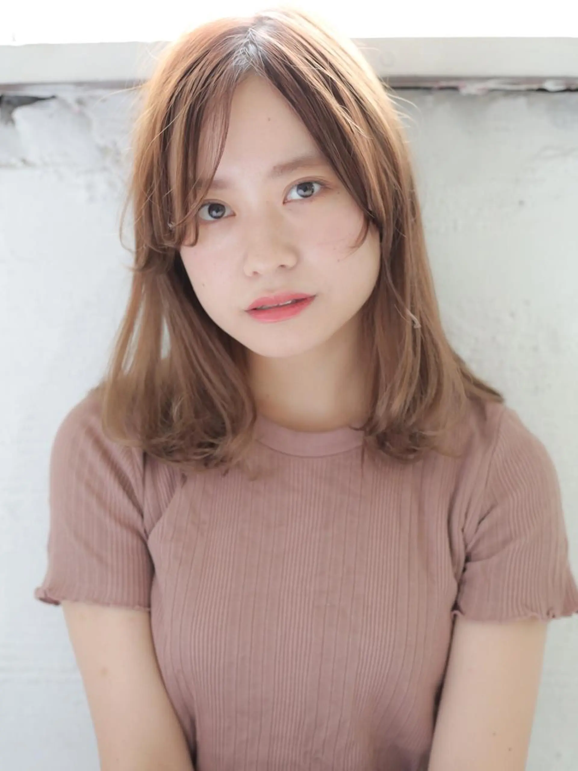 ミディアム 石渡このみ 🍊レイヤーカットのヘアスタイル