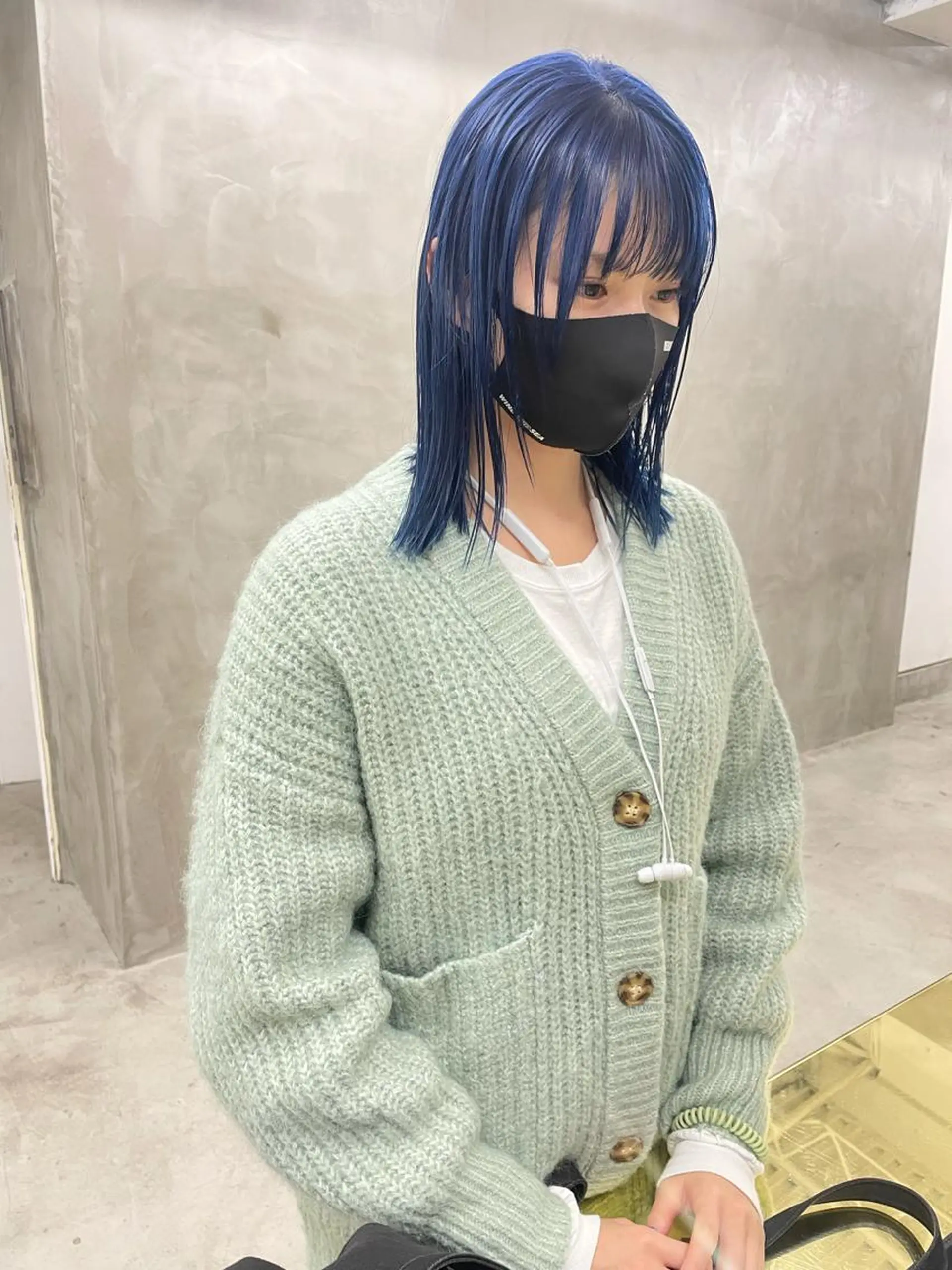 セミロング カラー yurika☁️ 似合わせ｜レイヤーのヘアスタイル