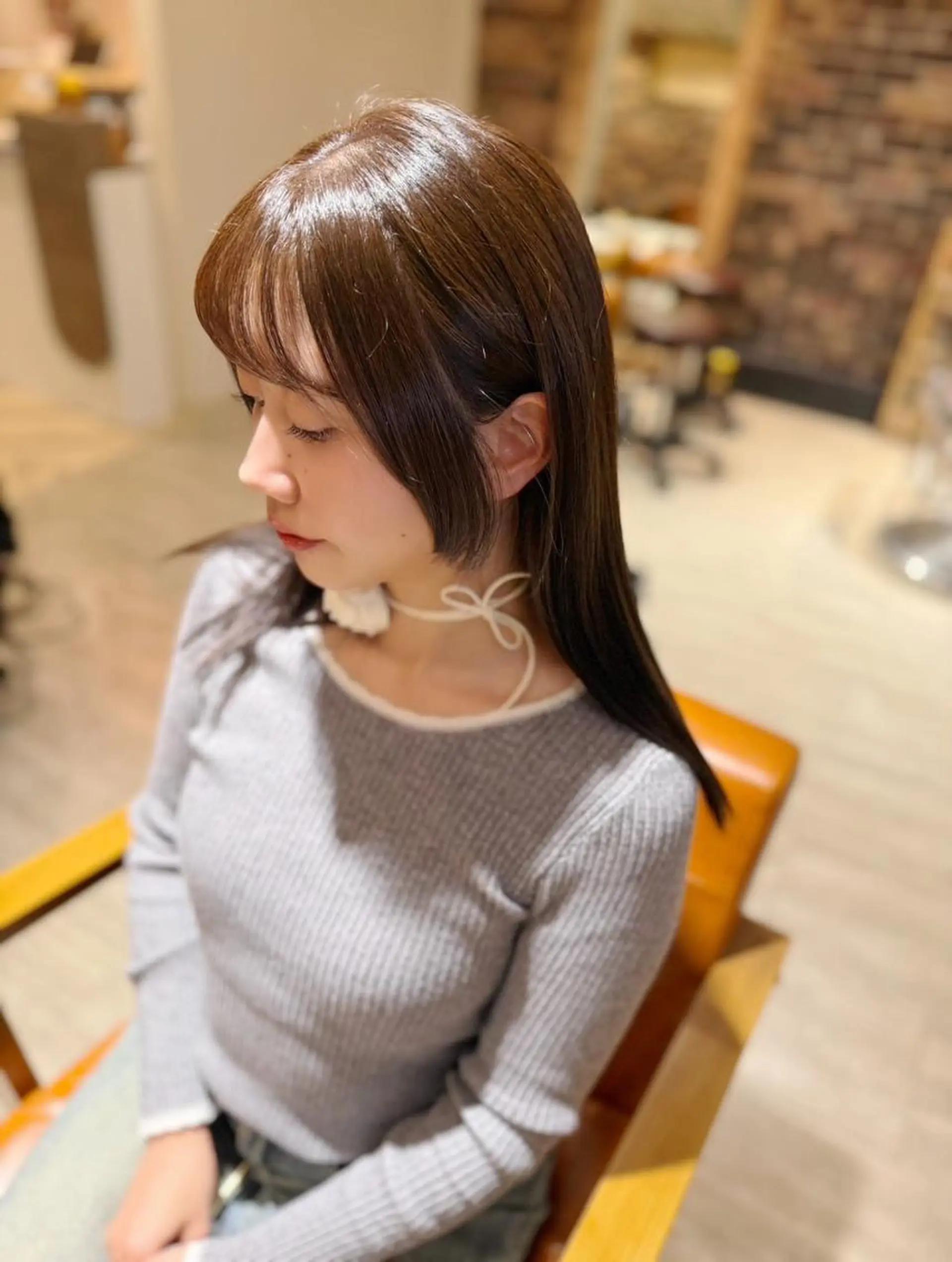 セミロング カラー AROMA awanoのヘアスタイル