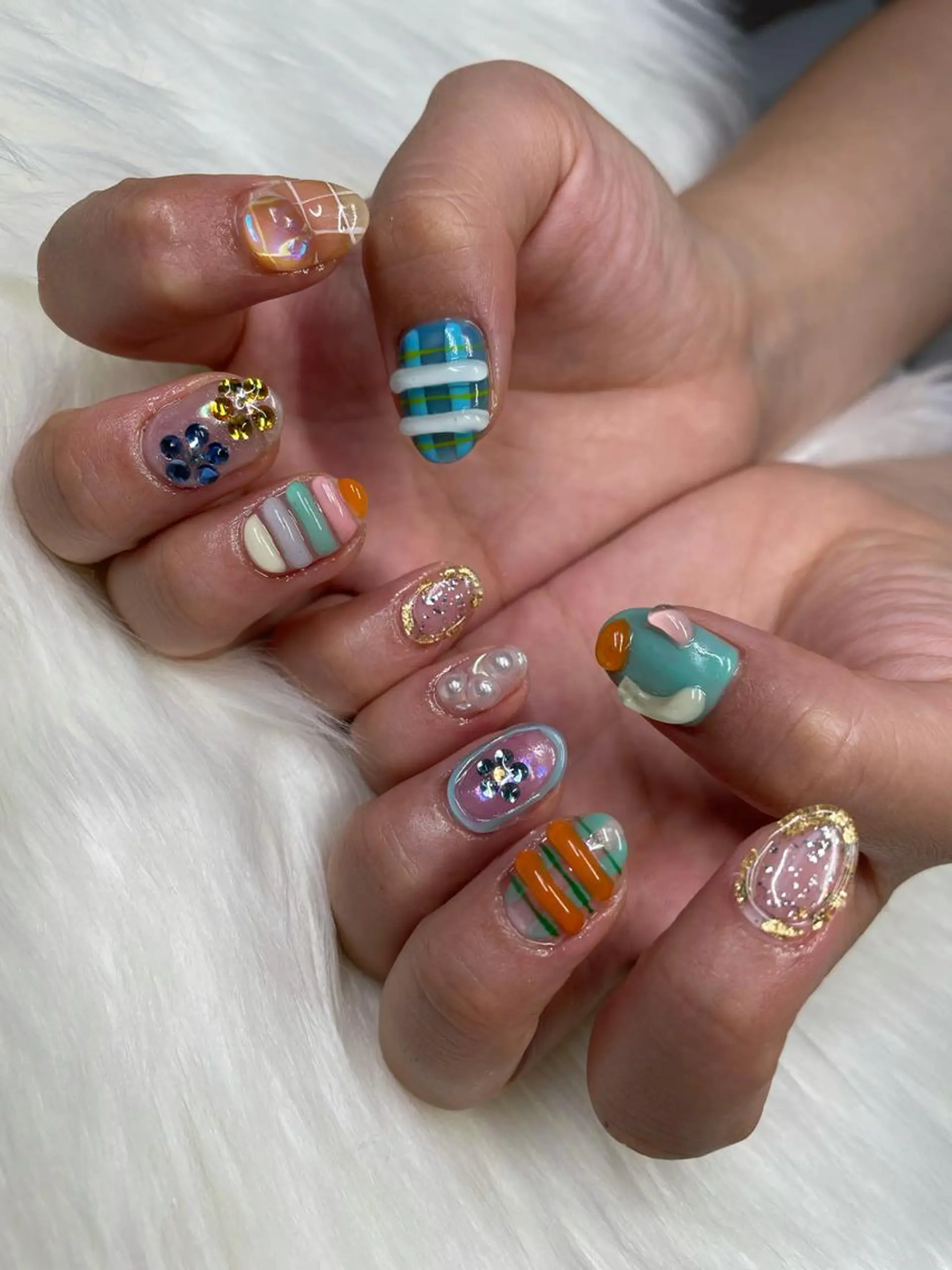 ロング カラー ヘアアレンジ キッズ ネイル マツエク・マツパ 福田 加奈のネイルデザイン