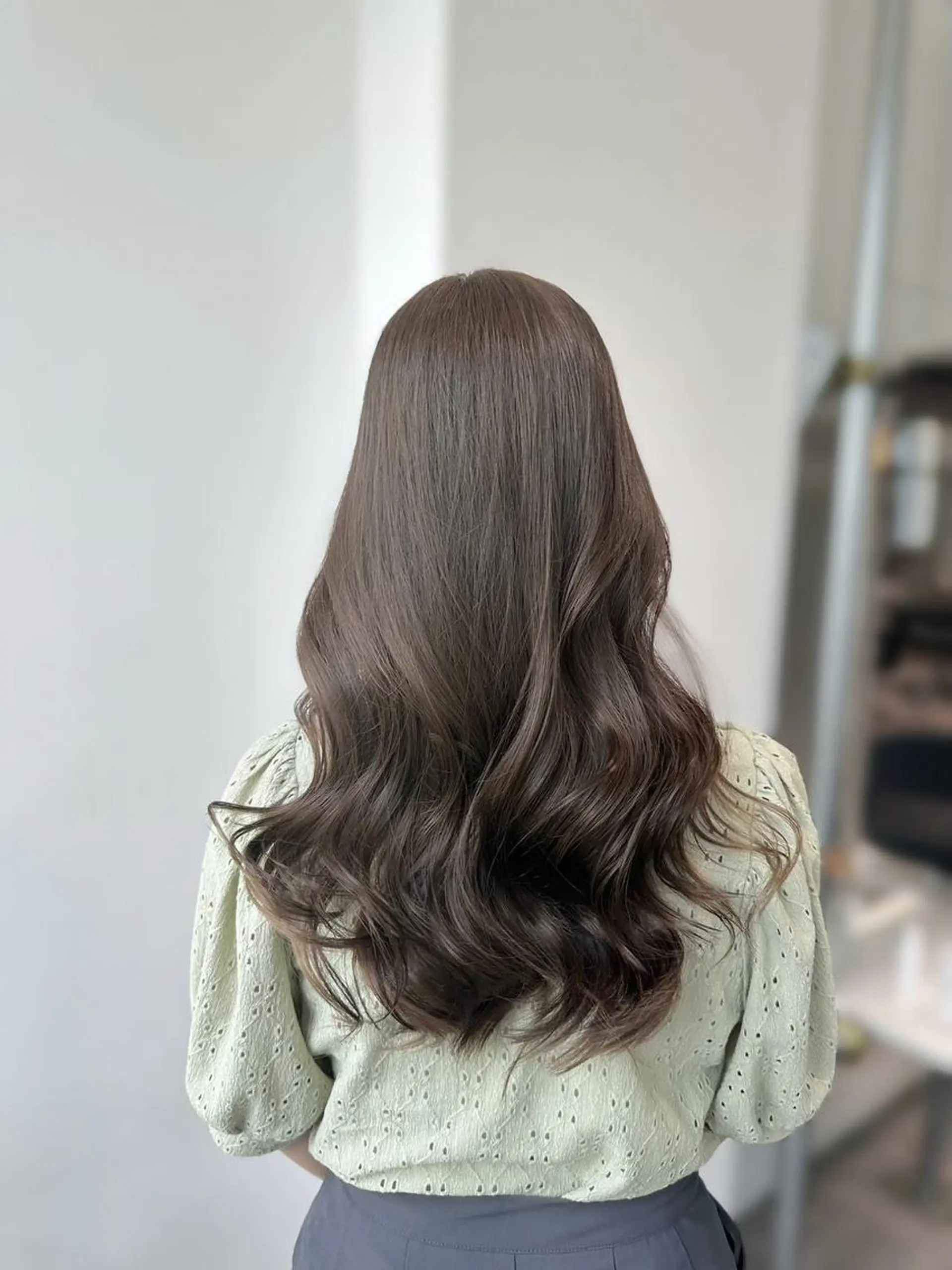 ロング カラー EMIL/上野駅近 /ブリーチ縮毛矯正のヘアスタイル