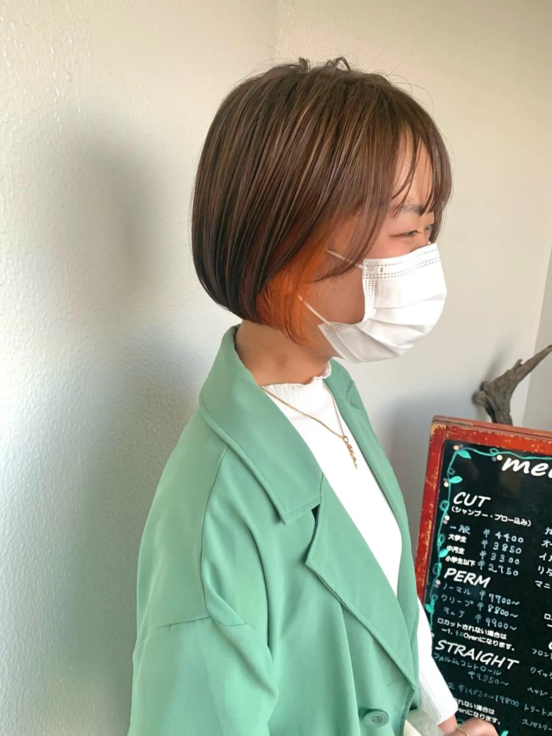 ショート カラー 三野 沙也のヘアスタイル