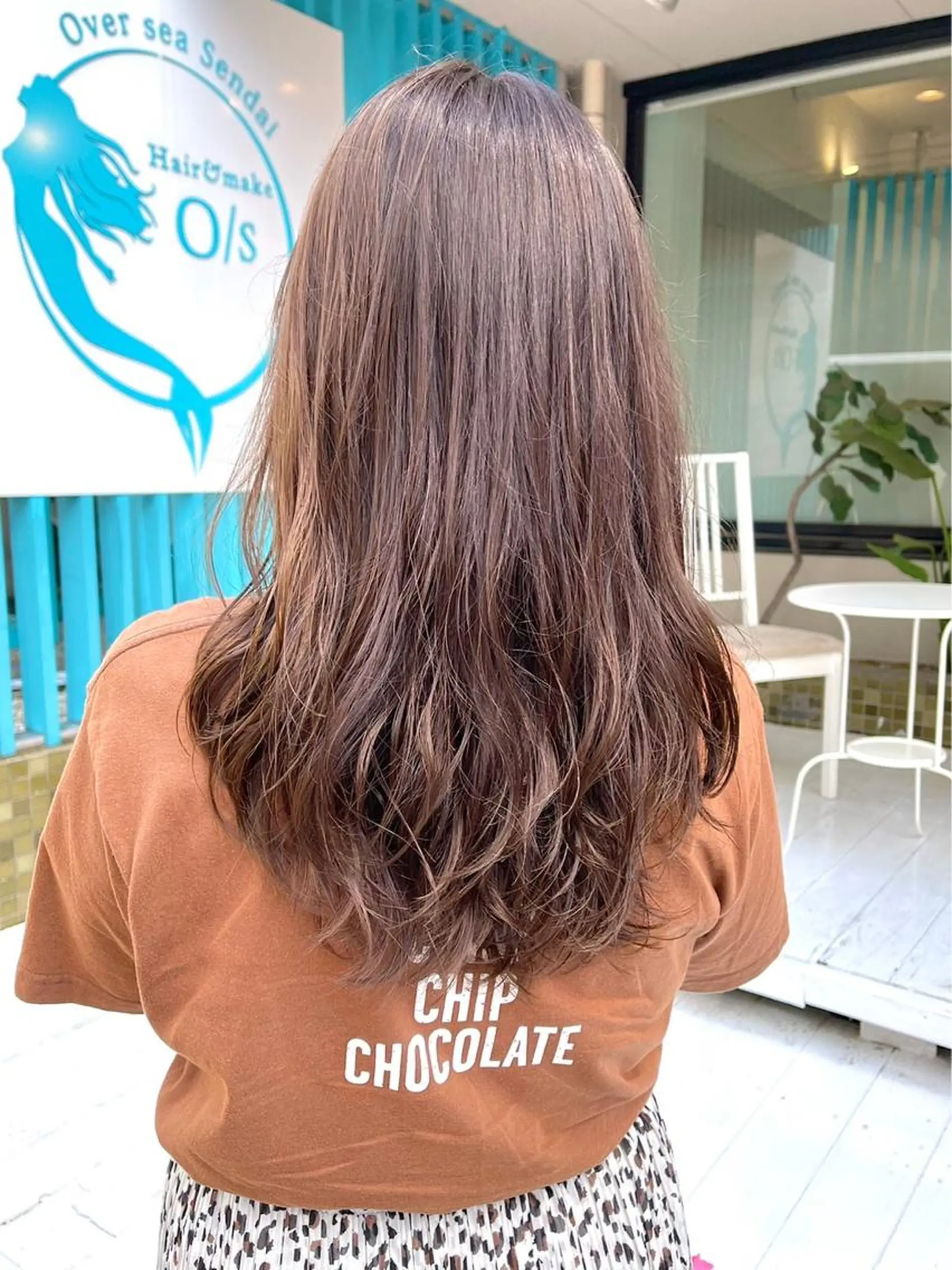 ロング カット ヘアカラー 井上 亜海のヘアスタイル