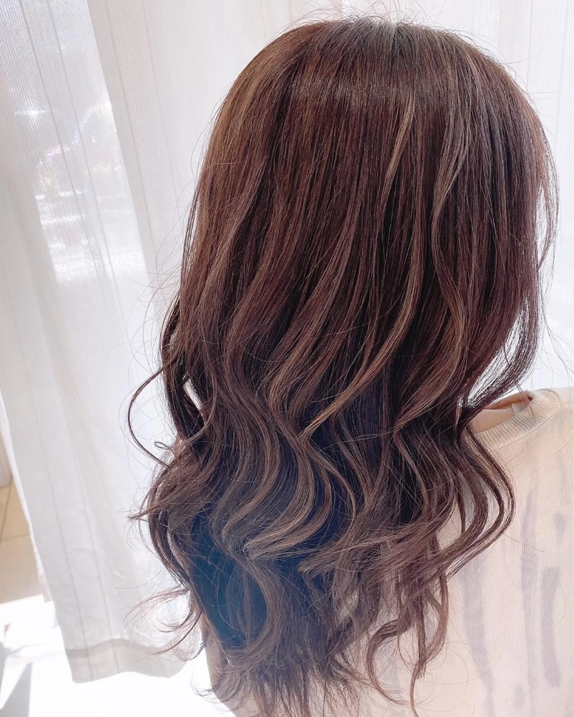 セミロング カラー ヘアアレンジ SALOWIN天神大名店所属・羽エクステ/スリム タッキ/kodaiのヘアスタイル