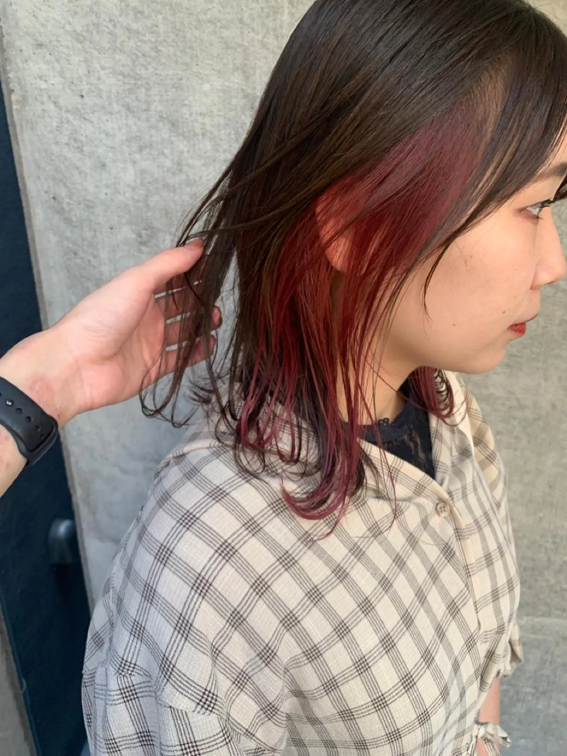 ミディアム カラー ヘアアレンジ メンズ キッズ ショートボブ ミディアムパーマ メンズバレイヤージュ メンズブリーチ メンズハイライト ミルクティーベージュ 🍀【ヒロム】🍀のヘアスタイル