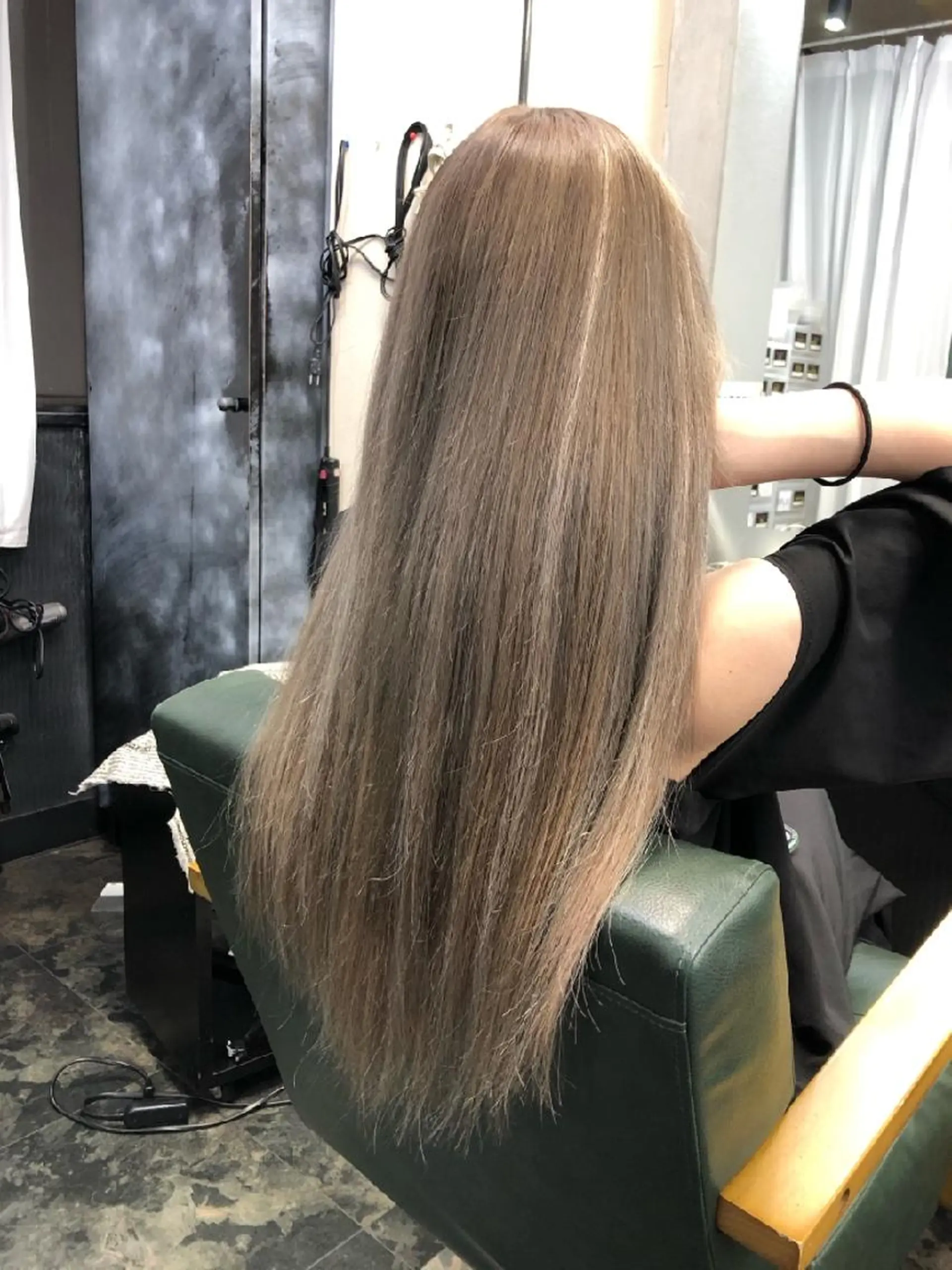 ロング エクステ ロング ヘアカラー トリートメント ANKH CROSS 池袋所属・*エクステ/髪質改善 カラー特化*マサキのヘアスタイル