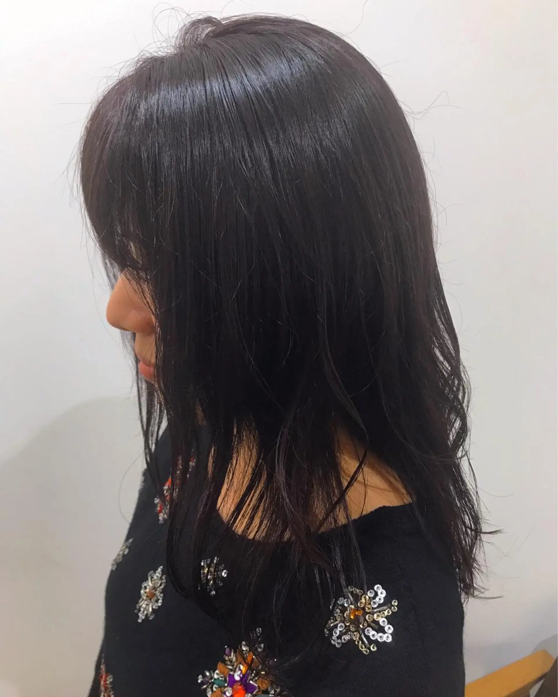 セミロング カラー ラベンダーカラー ピンクカラー ピンクラベンダー 工藤 梨花のヘアスタイル