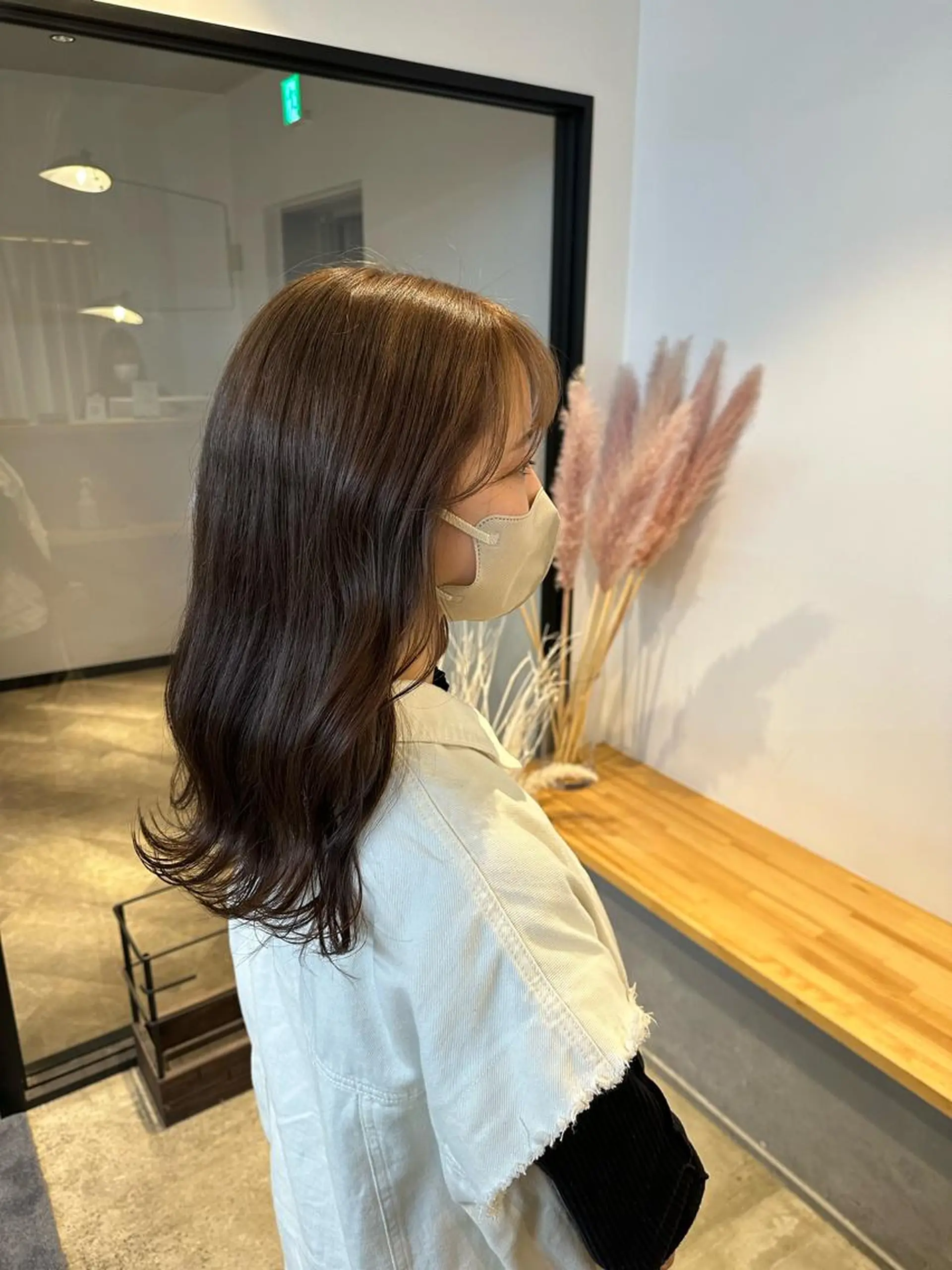 セミロング カラー ヘアカラー トリートメント yuika .のヘアスタイル